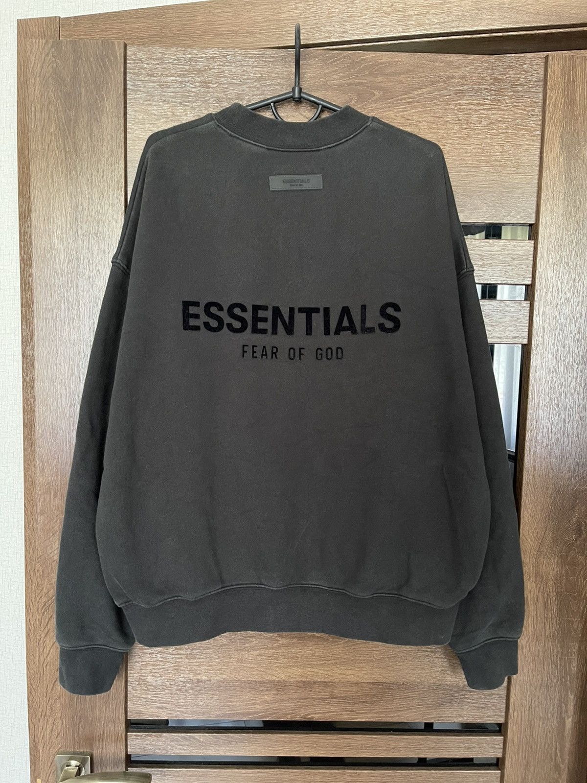 Fear of God Essentials Fear Of God Sweatshirt Crewneck Size US S / EU 44-46 / 1 - 2 Thumbnail