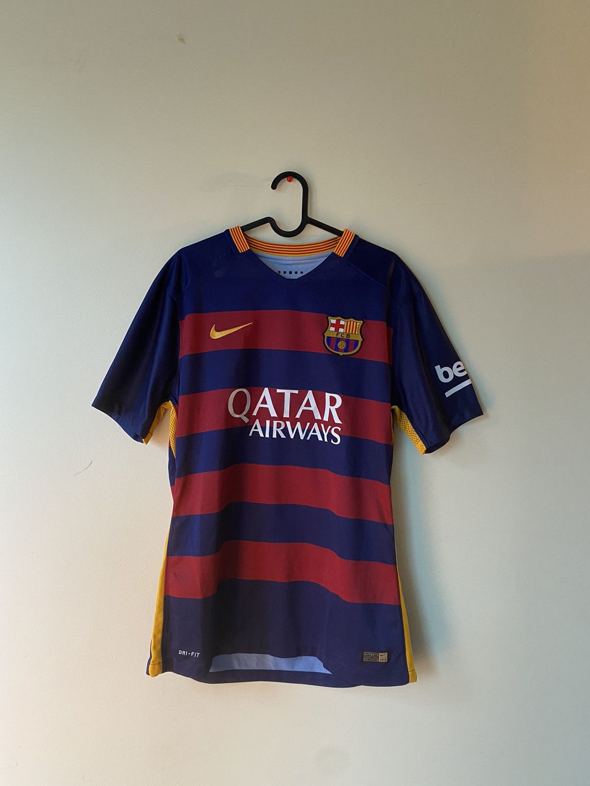 Nike Barcelona 2015 Home Jersey Size US M / EU 48-50 / 2 - 1 Thumbnail