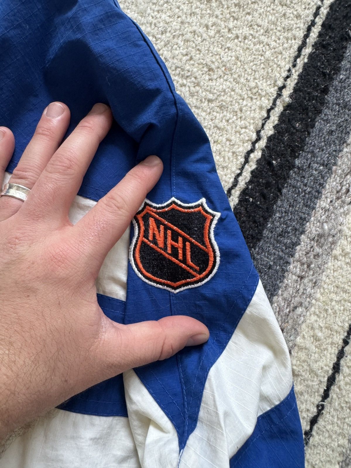 Starter Vintage 90s St. Louis Blues Starter Jacket Size L NHL Size US L / EU 52-54 / 3 - 5 Thumbnail