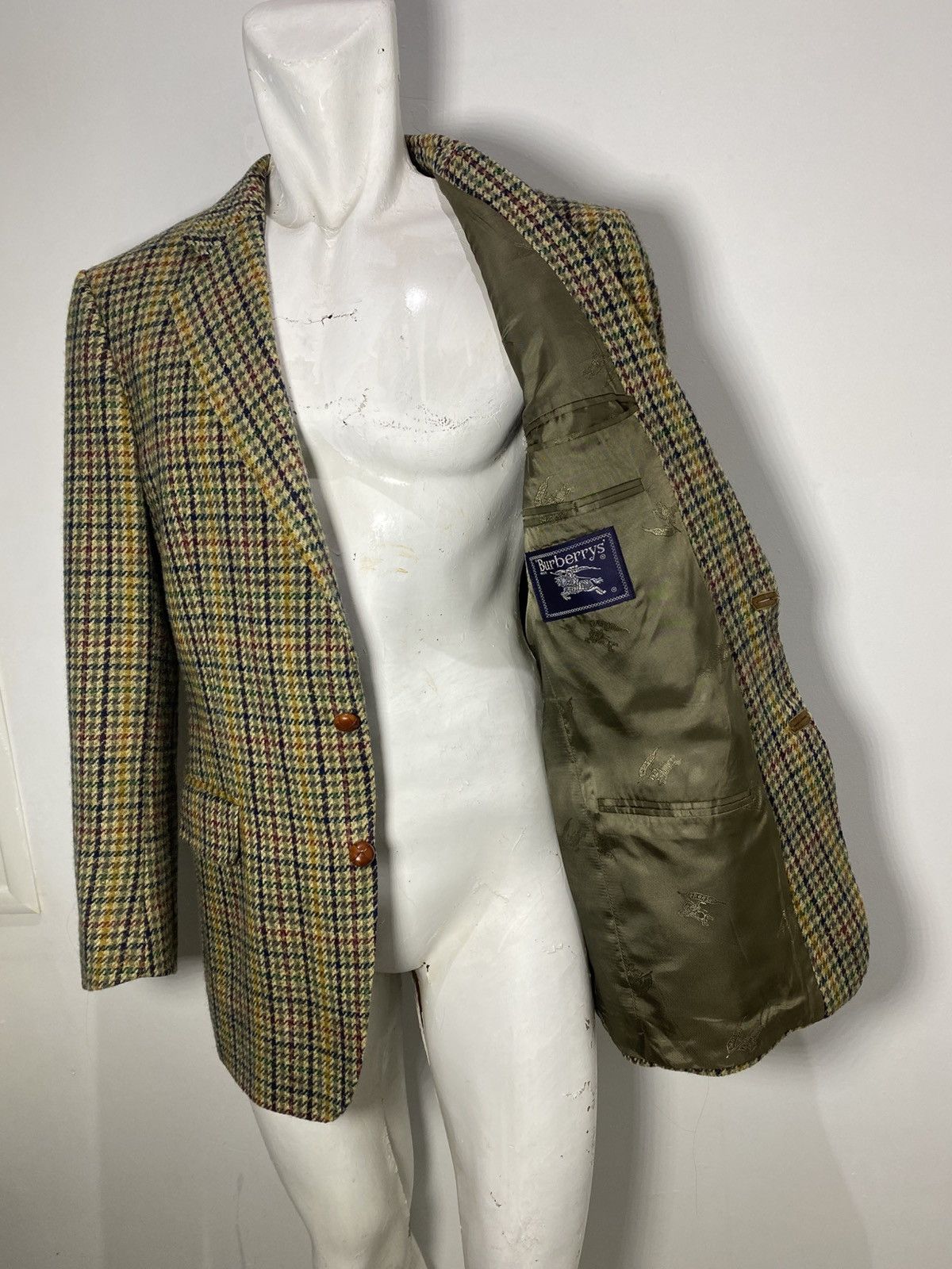 Burberry 1980s jacket from the Burberry fashion house Size US M / EU 48-50 / 2 - 7 Thumbnail