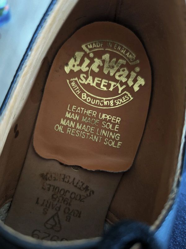 Dr. Martens dr martens made in england chunky metallic front Size US 6 / EU 39 - 15 Thumbnail