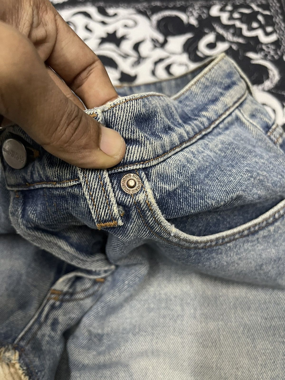 Iceberg 90s ICEBERG JEANS SIDE CORDUROY DESIGN RARE Size US 31 - 12 Thumbnail