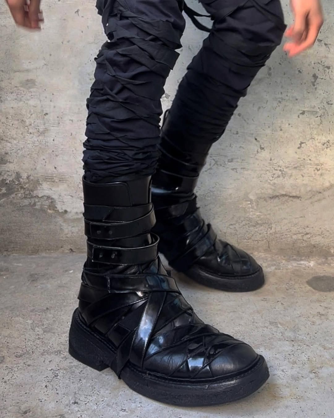 Dior Dior Homme 08AW "Lumiere Du Nord" Patent Leather Strap Boots Size US 7 / EU 40 - 10 Thumbnail