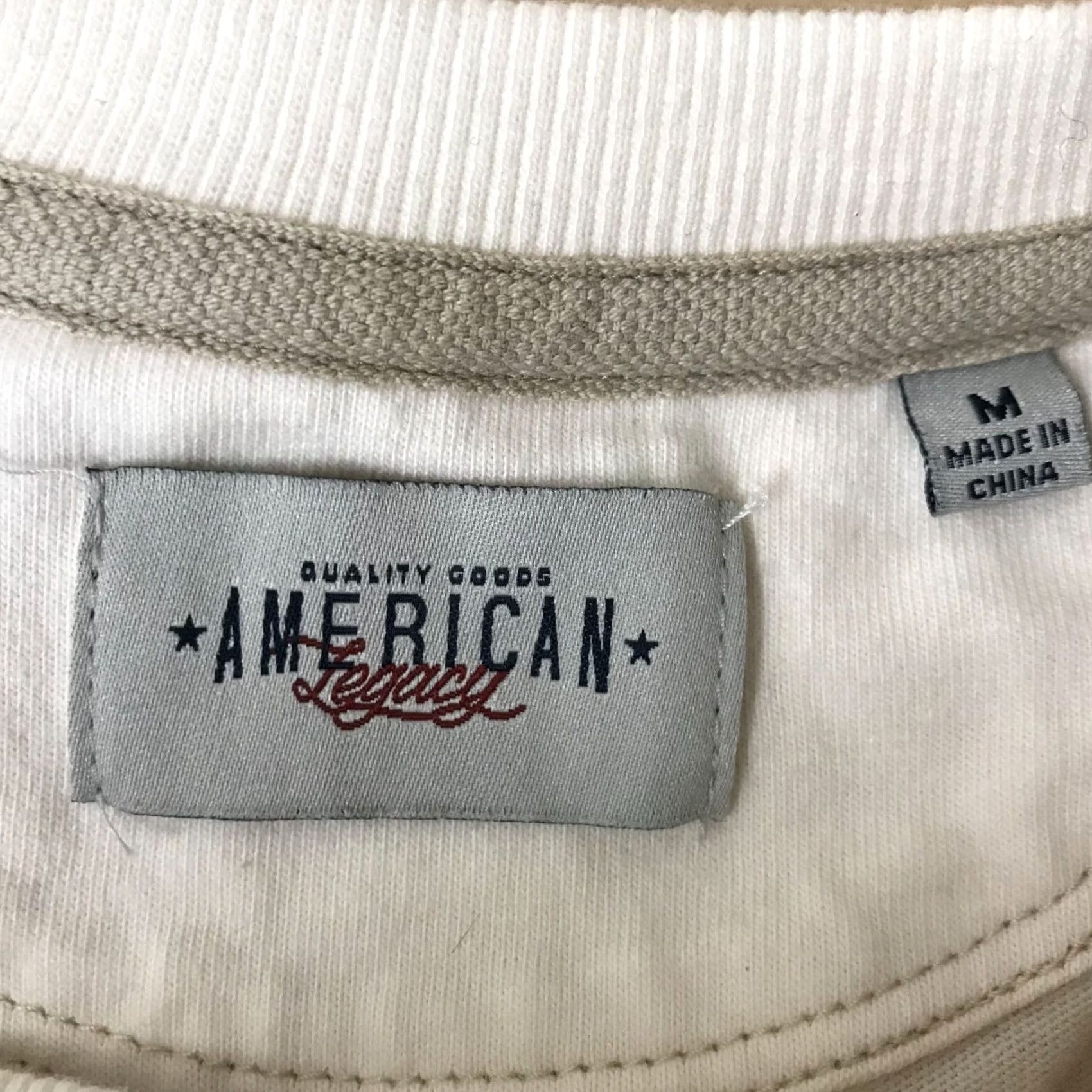 Vintage AMERICAN LEGACY Shirt Mens Medium CREAM Short Sleeve Crew Neck AMERICAN FLAG Size US M / EU 48-50 / 2 - 7 Thumbnail