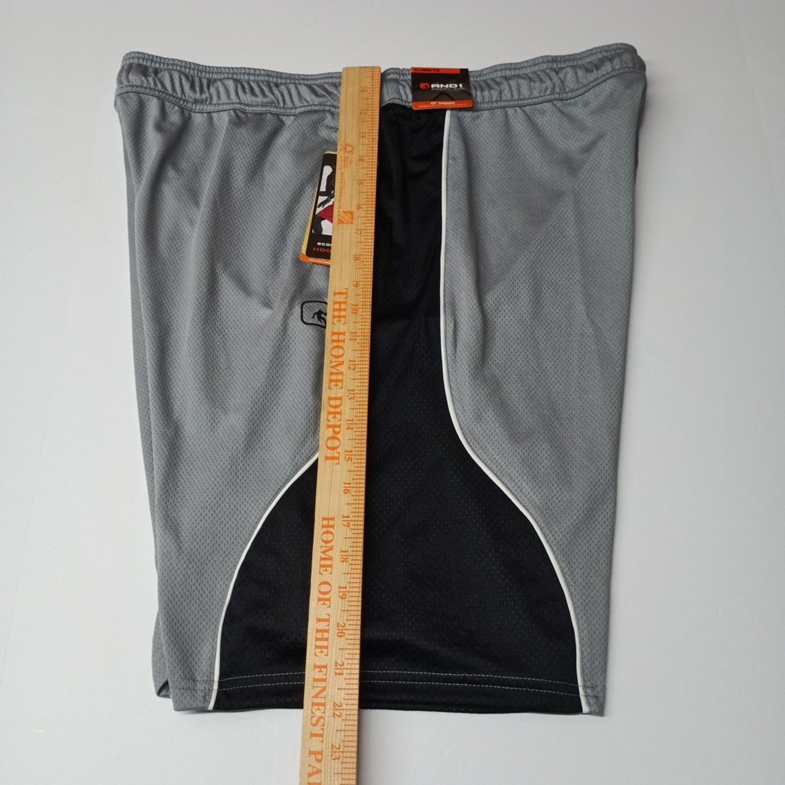 Other AND1 Basketball Shorts Men’s Size XL Gray Black 10" Inseam Size US 38 / EU 54 - 7 Thumbnail