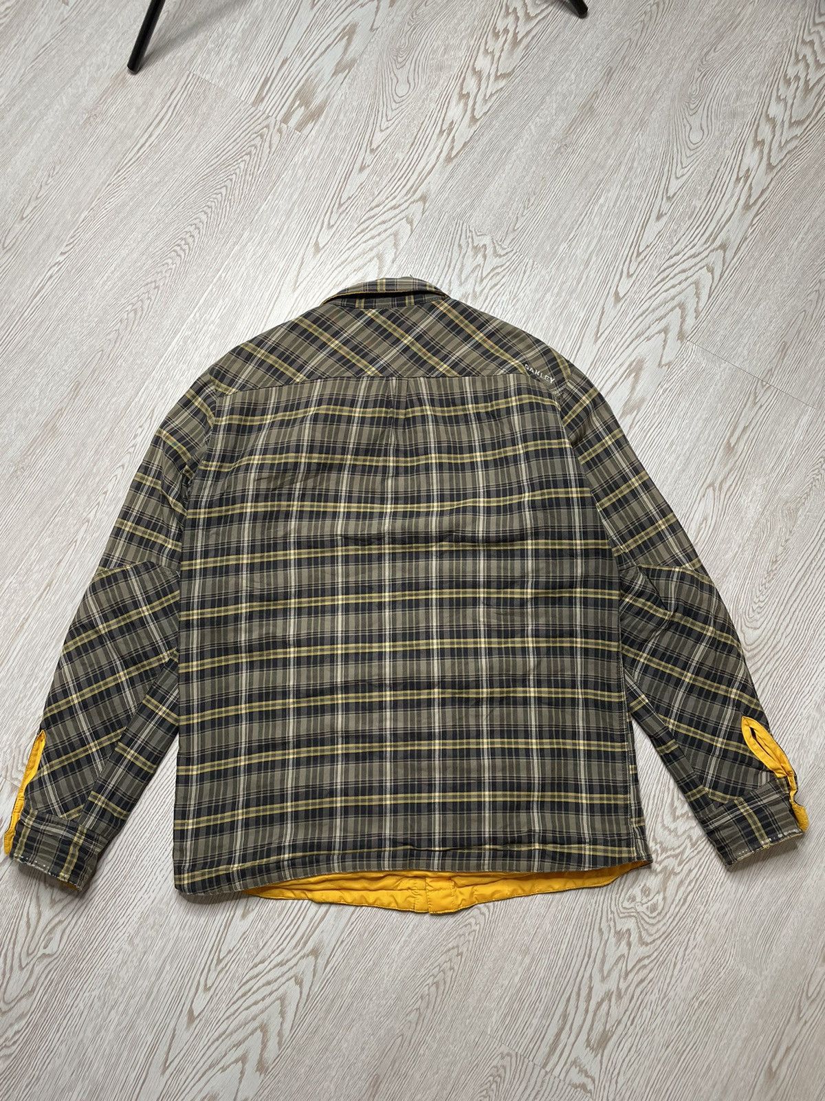 Oakley × Vintage Vintage Oakley two-sided jacket size M Size US M / EU 48-50 / 2 - 10 Thumbnail