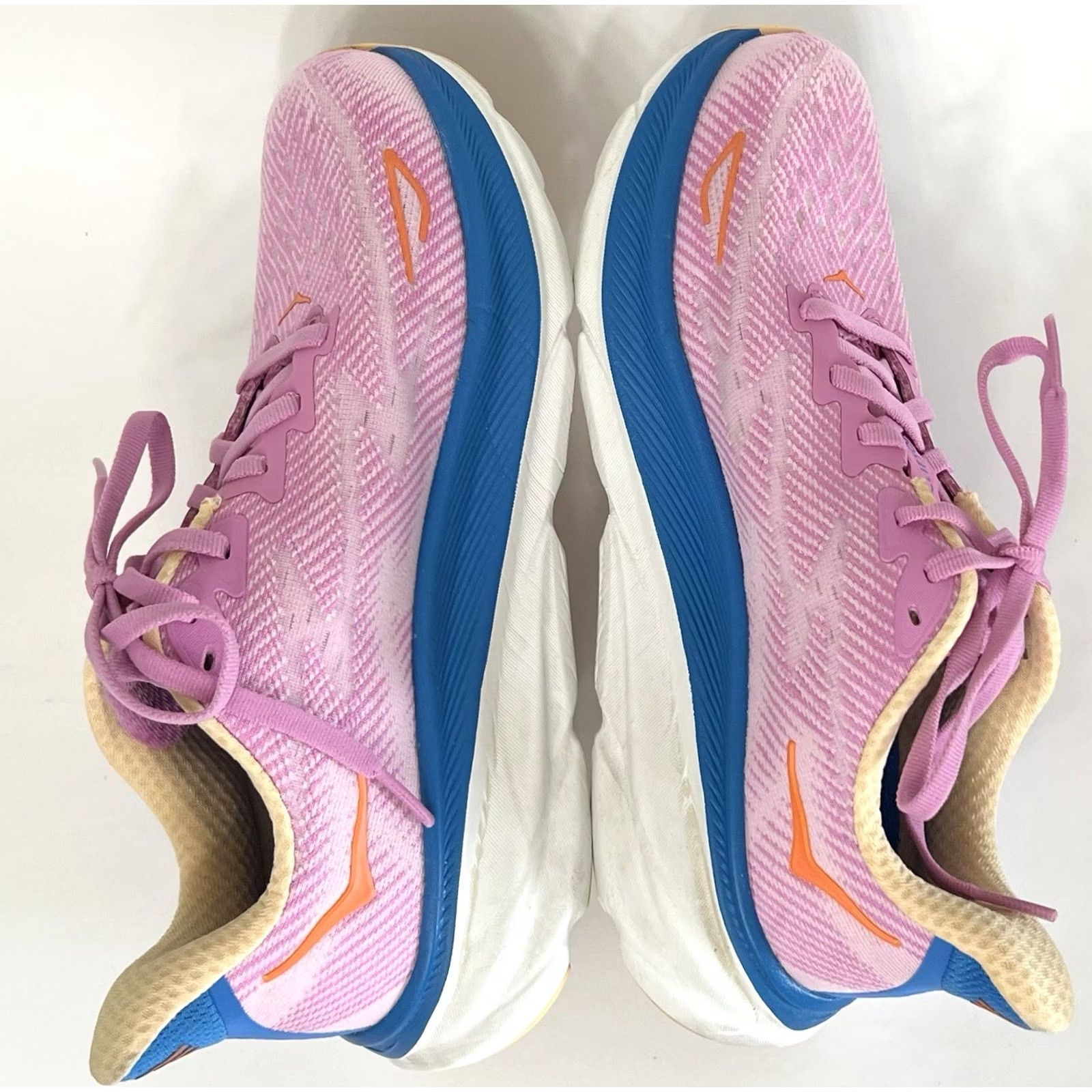 Vintage HOKA Clifton 9 Women's Low Top Sneaker Pink Blue Lavender 7B EUC USA Size 7 Size US 7 / IT 37 - 3 Thumbnail