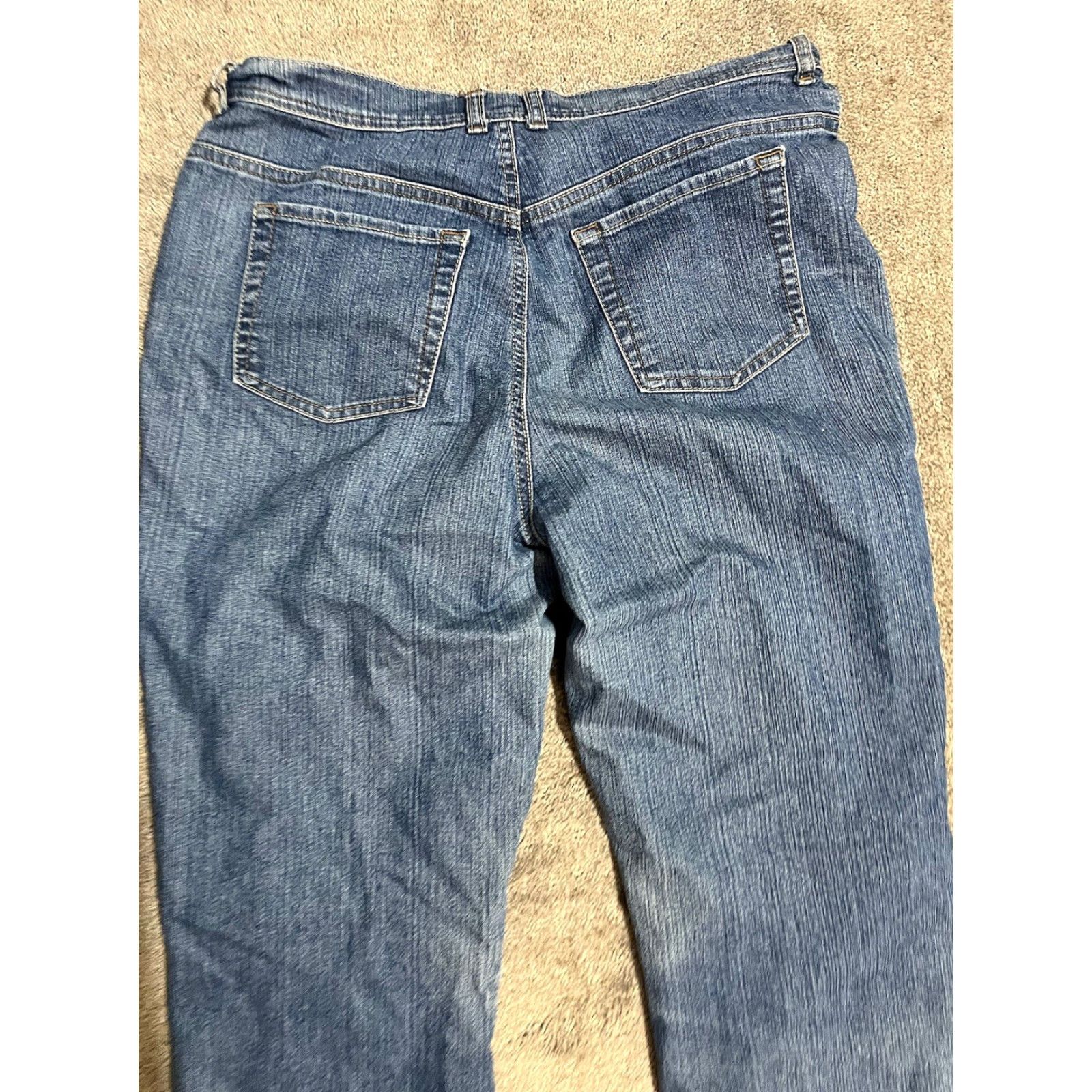 Gloria Vanderbilt Gloria Vanderbilt Jeans Womens 12 Blue Amanda Distresse Straight Denim Jean Ladies 12 Size 34" / US 12 / IT 48 - 4 Thumbnail