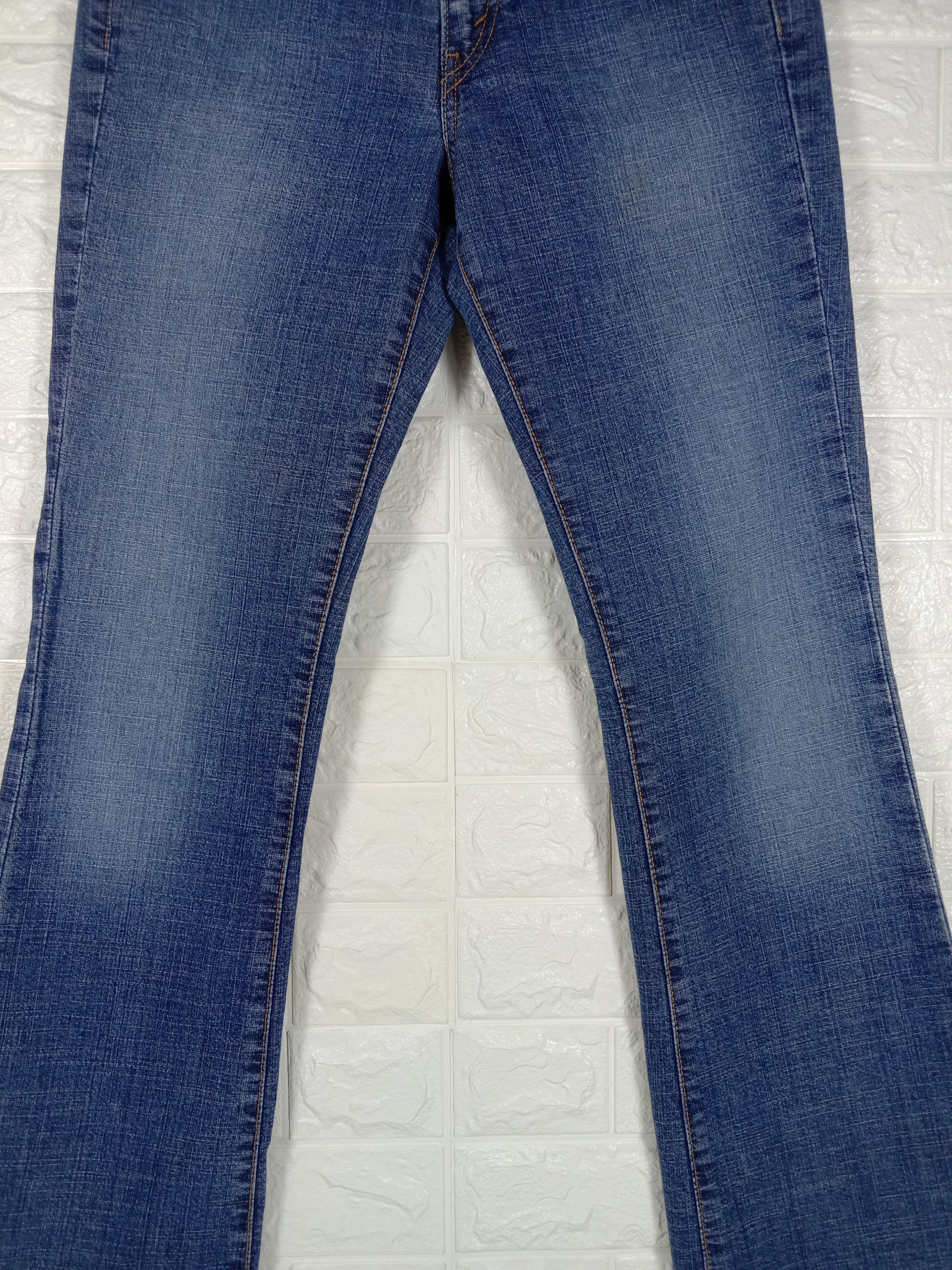 Levi's Vintage Levi's 518 Flare Jeans Blue Wash Denim Size 31" - 3 Thumbnail