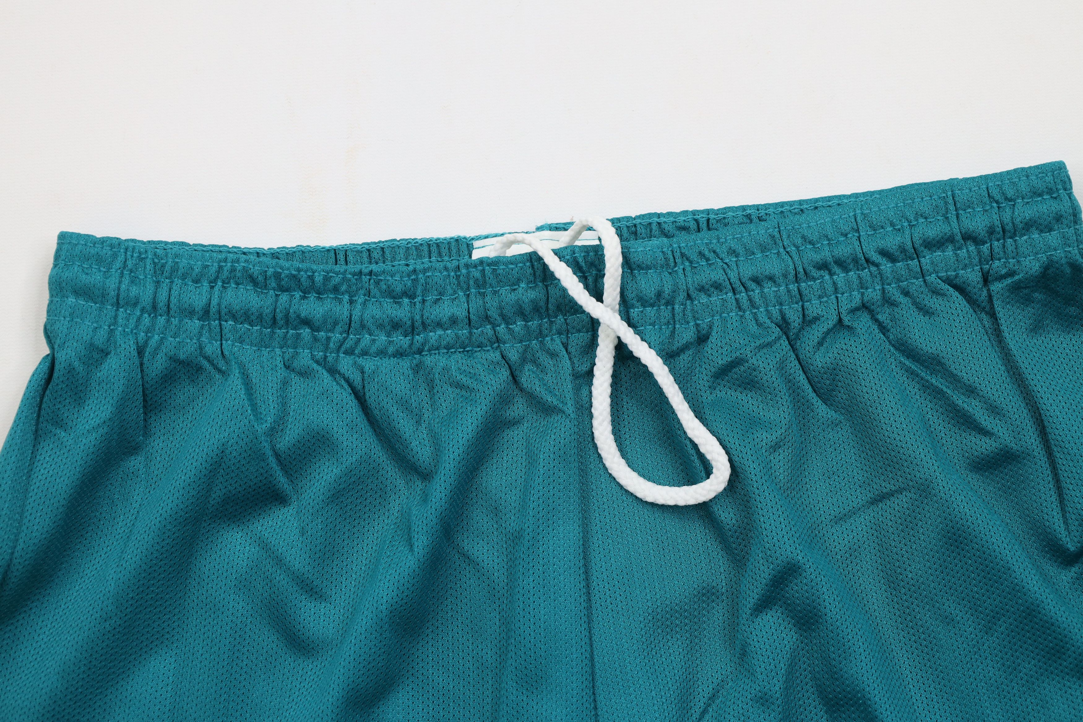 Adidas Deadstock Vintage 90s Adidas Above Knee Mesh Shorts USA Size US 36 / EU 52 - 2 Thumbnail