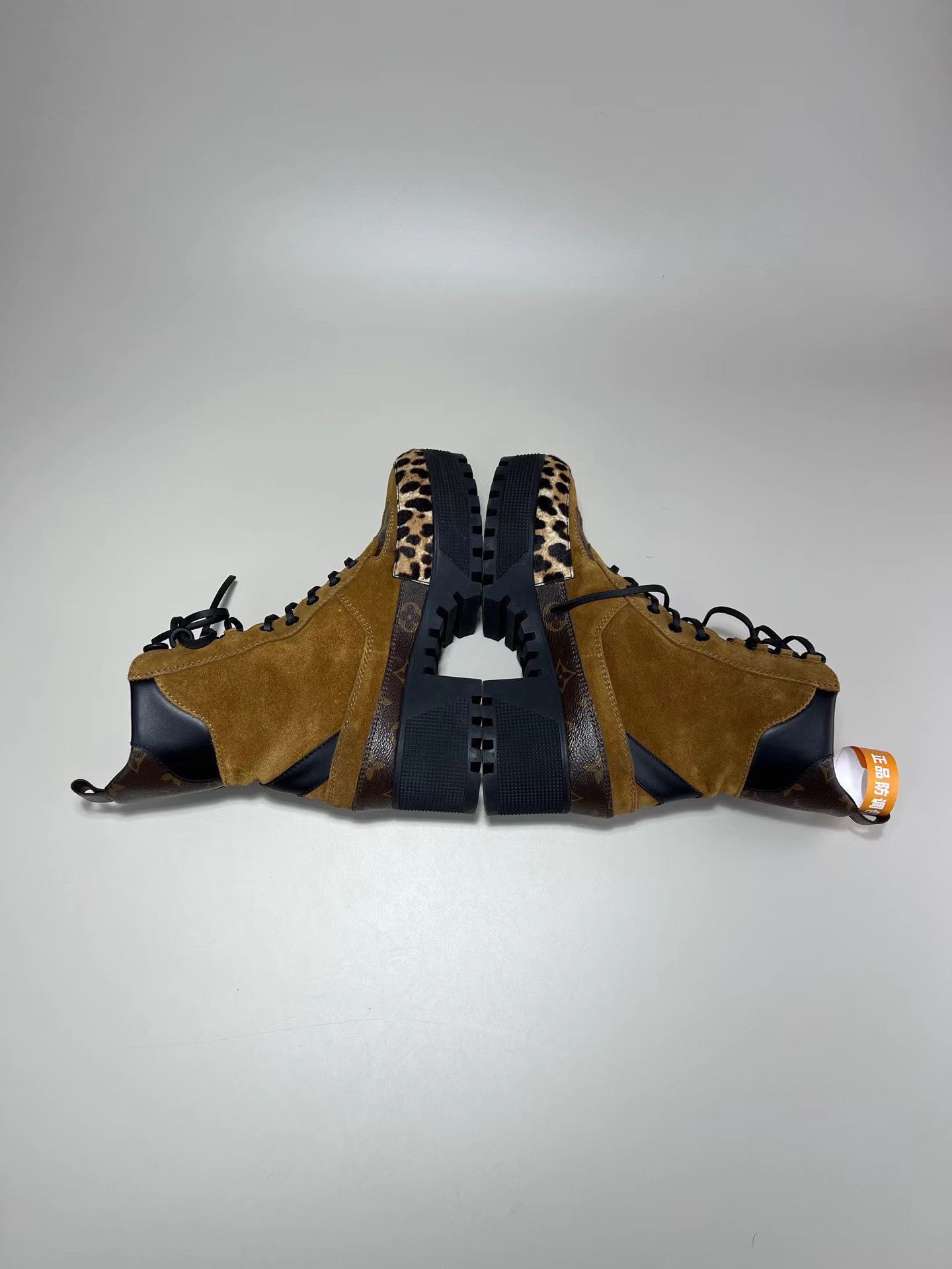 Louis Vuitton LOUIS VUITTON Brown Suede Leopard Print Martin Boots Size US 7.5 / IT 37.5 - 5 Thumbnail