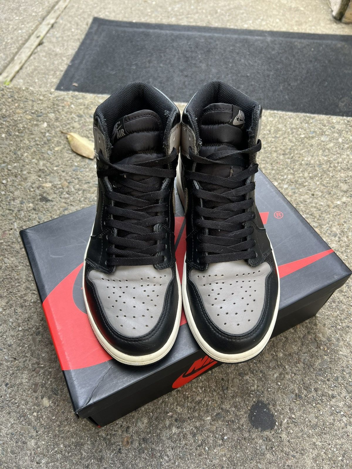 Jordan Brand × Nike Jordan Retro 1’s Shadow Size US 8.5 / EU 41-42 - 1 Thumbnail