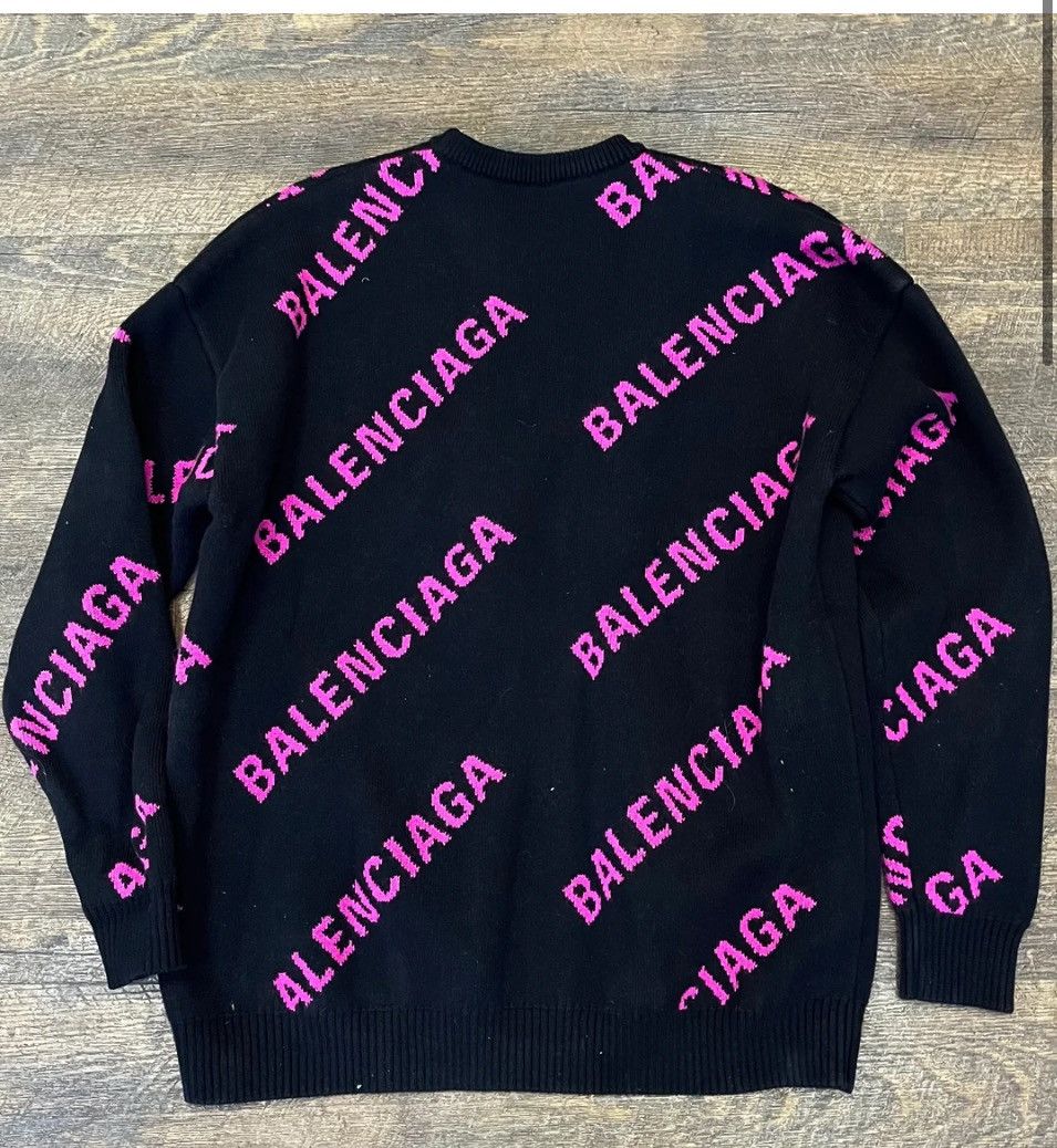 Balenciaga Balenciaga Allover Logo Sweater Size US S / EU 44-46 / 1 - 4 Thumbnail