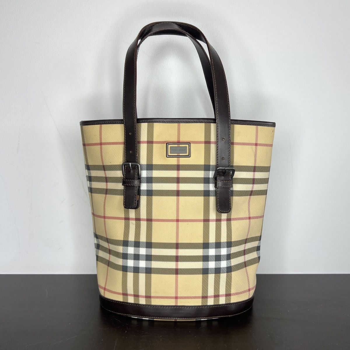 Burberry × Designer × Vintage Auth. Vintage Burberrys Shoulder Bucket bag Size ONE SIZE - 1 Thumbnail