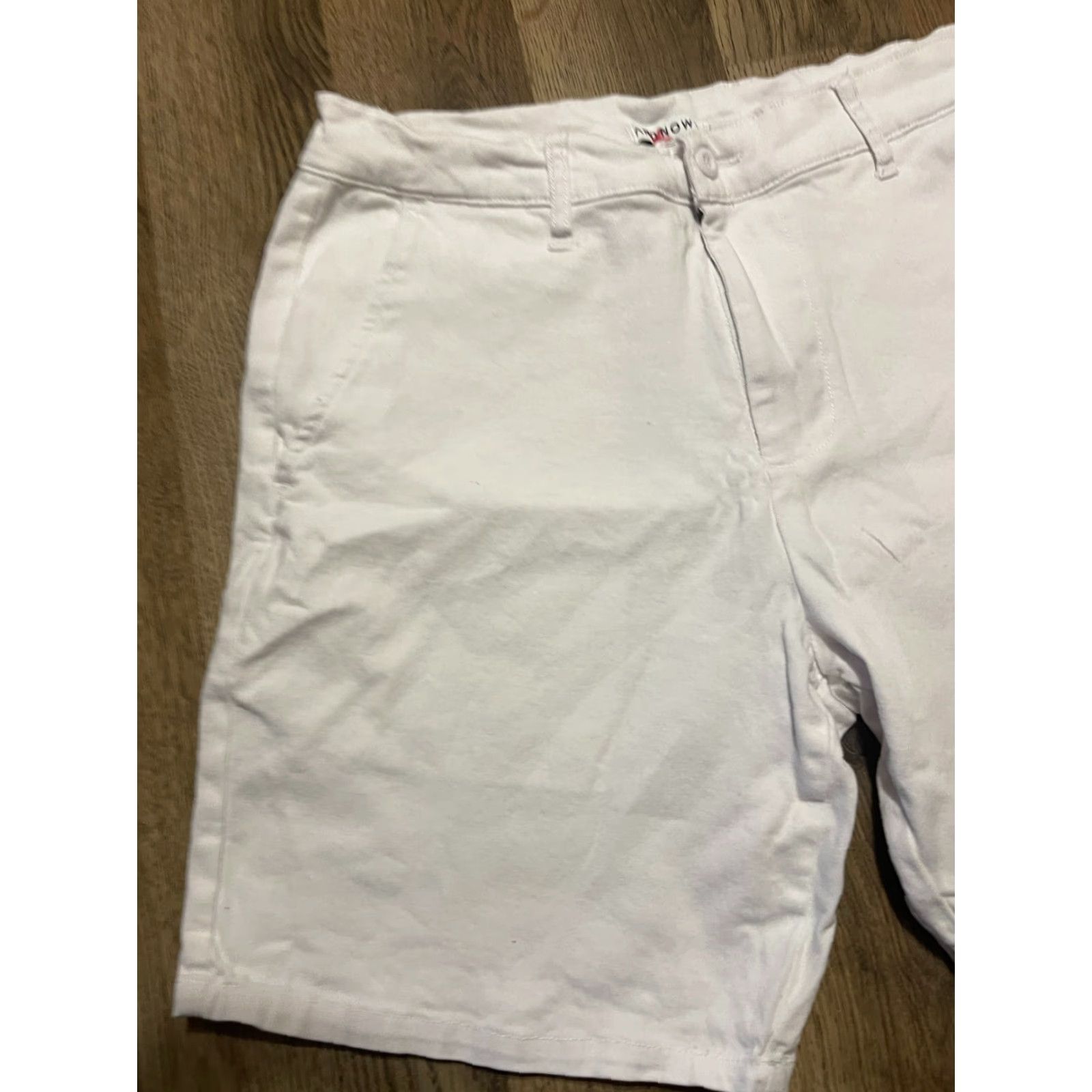 Vintage AND NOW THIS Shorts Men's 31 White Pockets Flat Front Casual Chino Regular Size US 31 - 3 Thumbnail