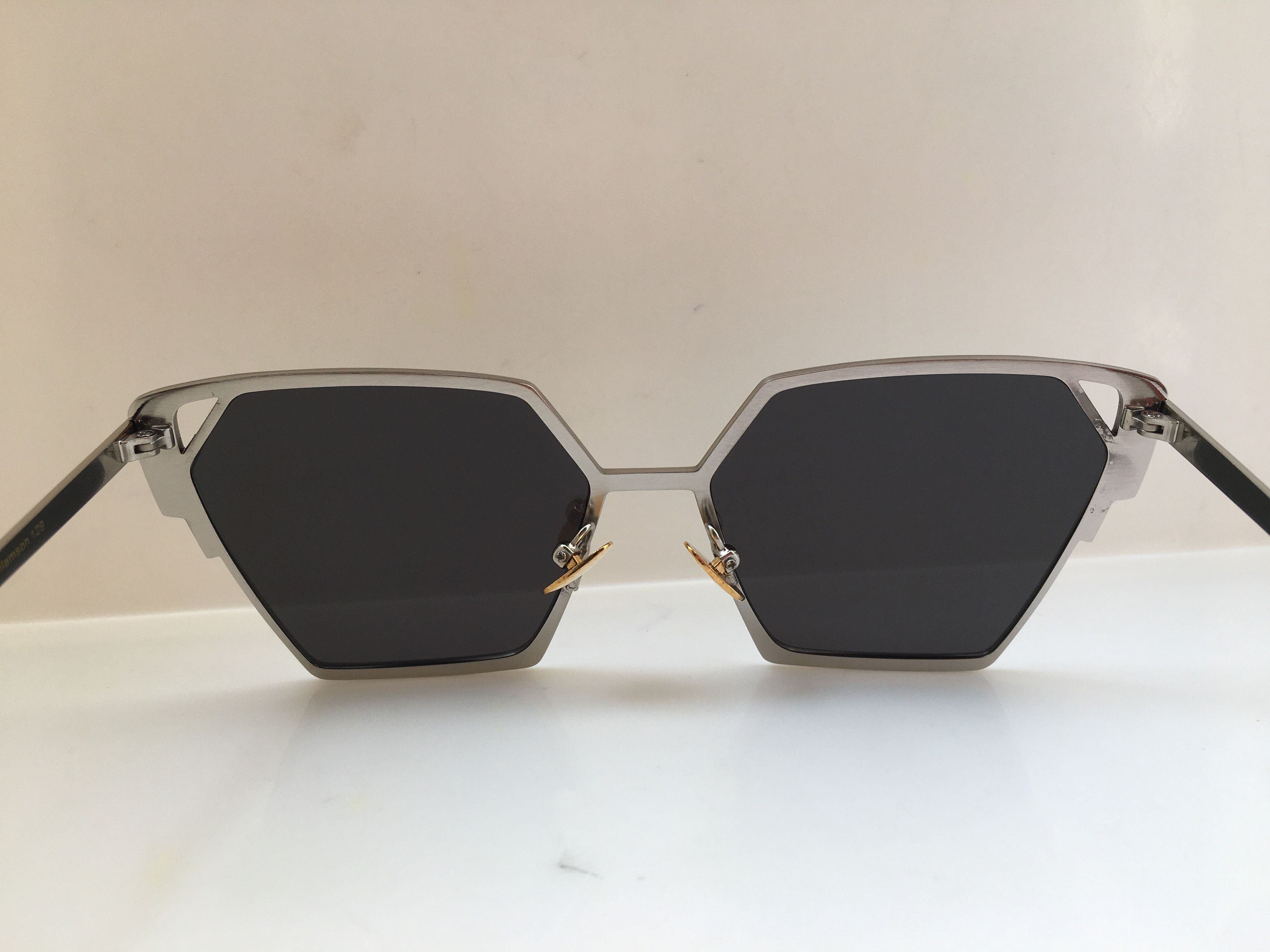 Gentle Monster Cat Eye Gentle Monster Diva Girls Sunglasses Frame Size ONE SIZE - 6 Thumbnail