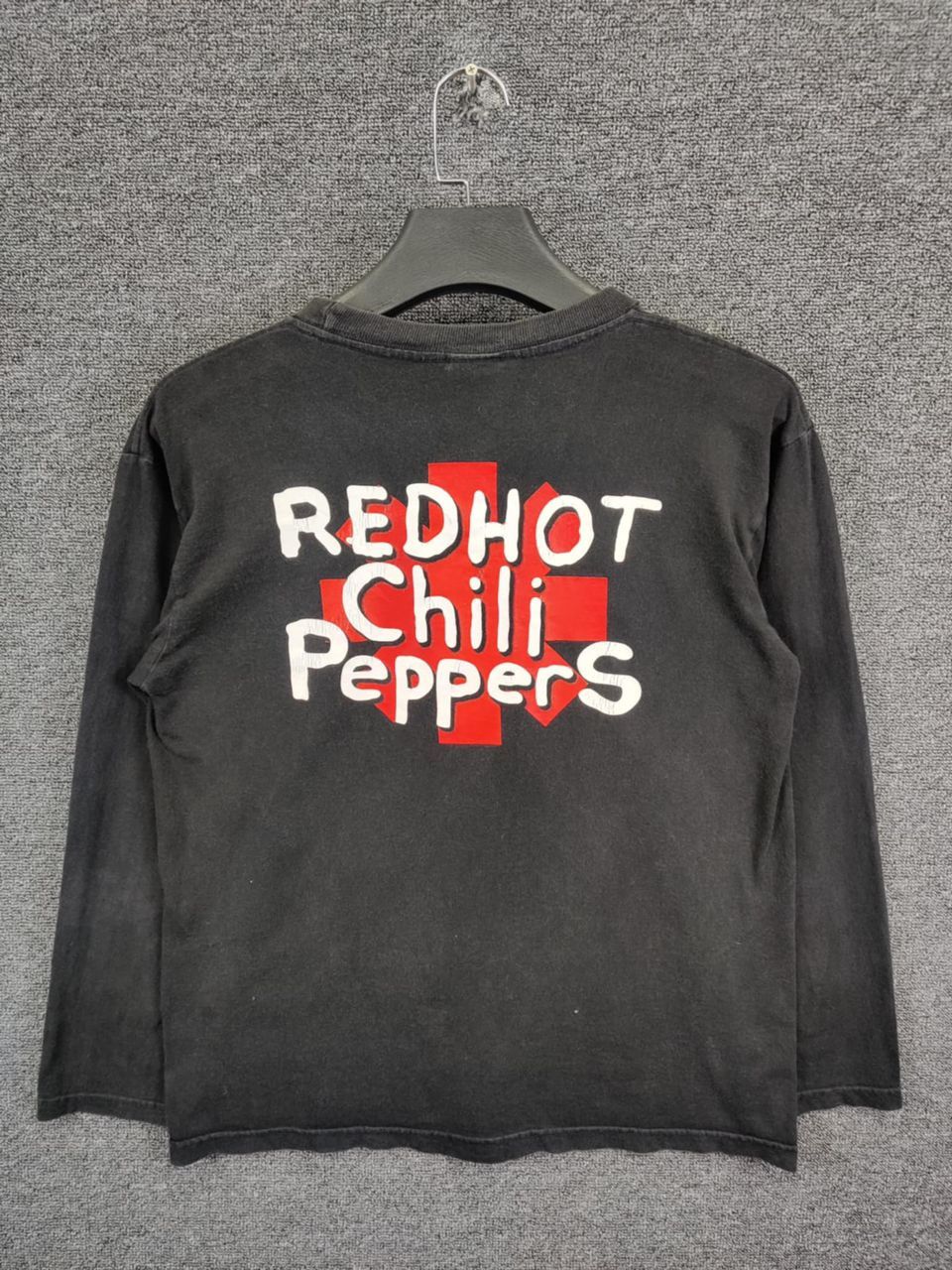 Band Tees Vintage Red Hot Chili Peppers Long Sleeve Tee Tshirt Size US M / EU 48-50 / 2 - 4 Thumbnail