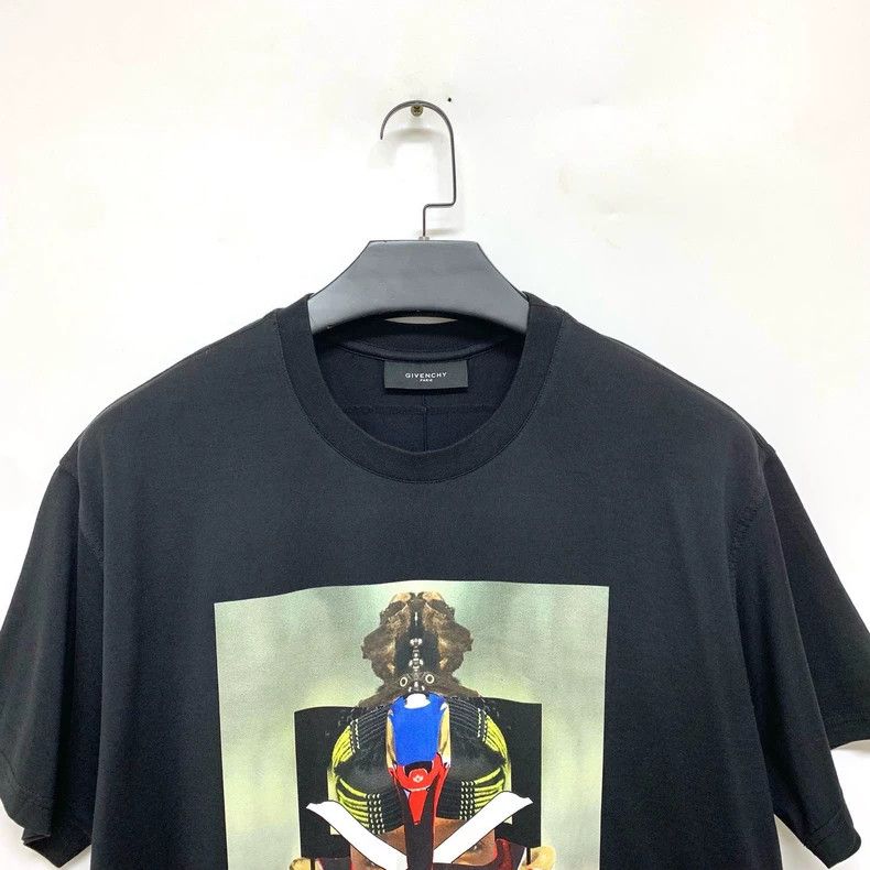 Givenchy Givenchy Black robot print short-sleeve T-shirt, size S, s Size US S / EU 44-46 / 1 - 3 Thumbnail