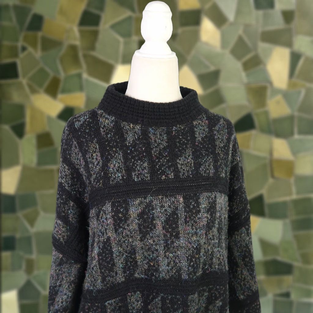 Vintage VINTAGE Cambio Black and Grey Geometric Wool Blend Crew Neck Sweater Mens L 90s 80s Pullover Geometric Knit Wool Nylon Acrylic Fall Winter Size US L / EU 52-54 / 3 - 1 Thumbnail