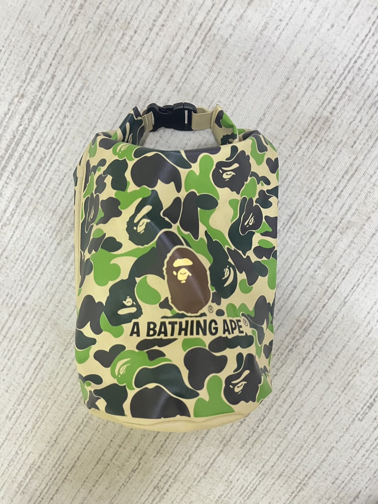 Bape Bathing ape camo waterproof bag Size ONE SIZE - 2 Thumbnail