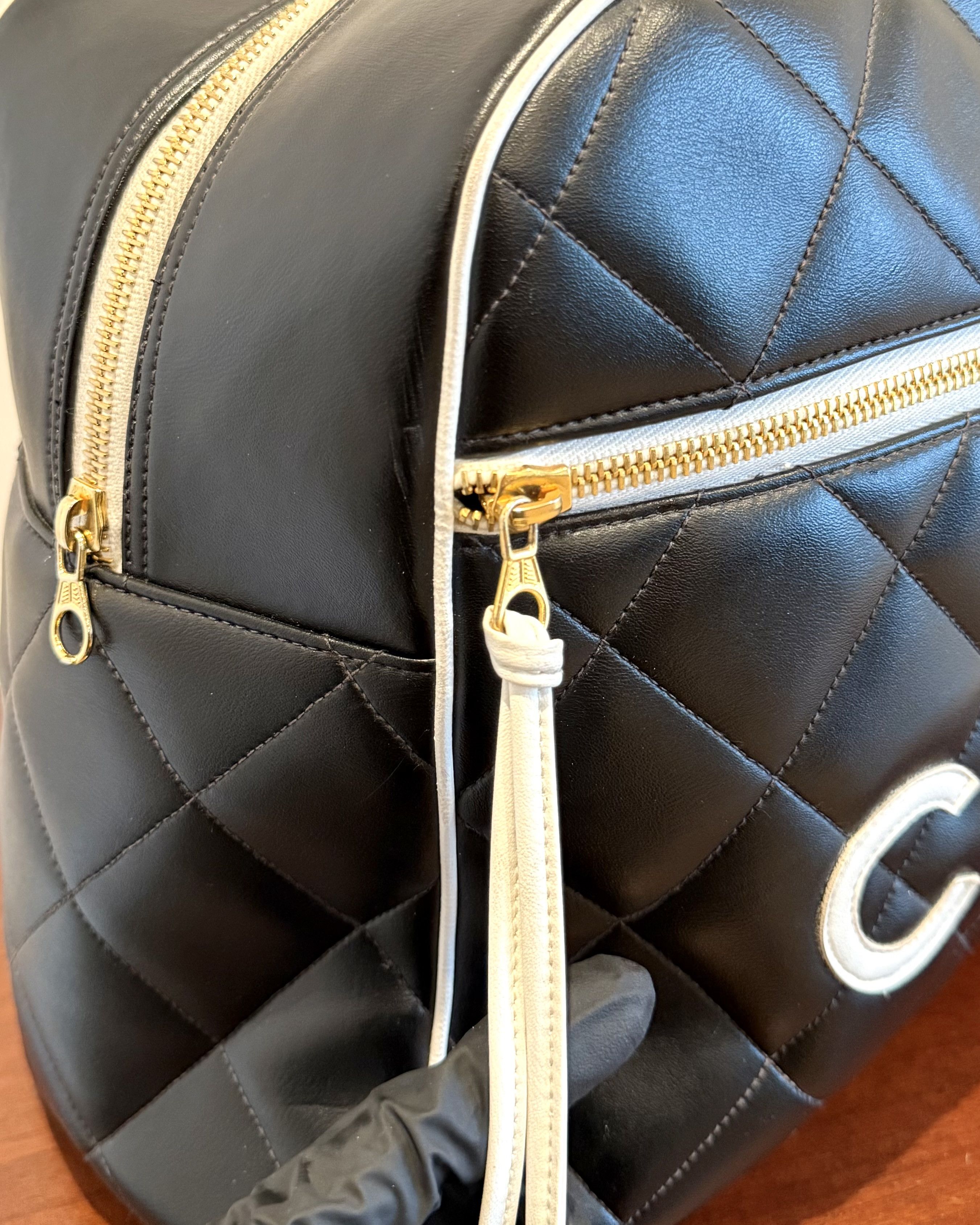 Chanel Chanel Vintage 1995 Duffle Bag Size ONE SIZE - 5 Thumbnail