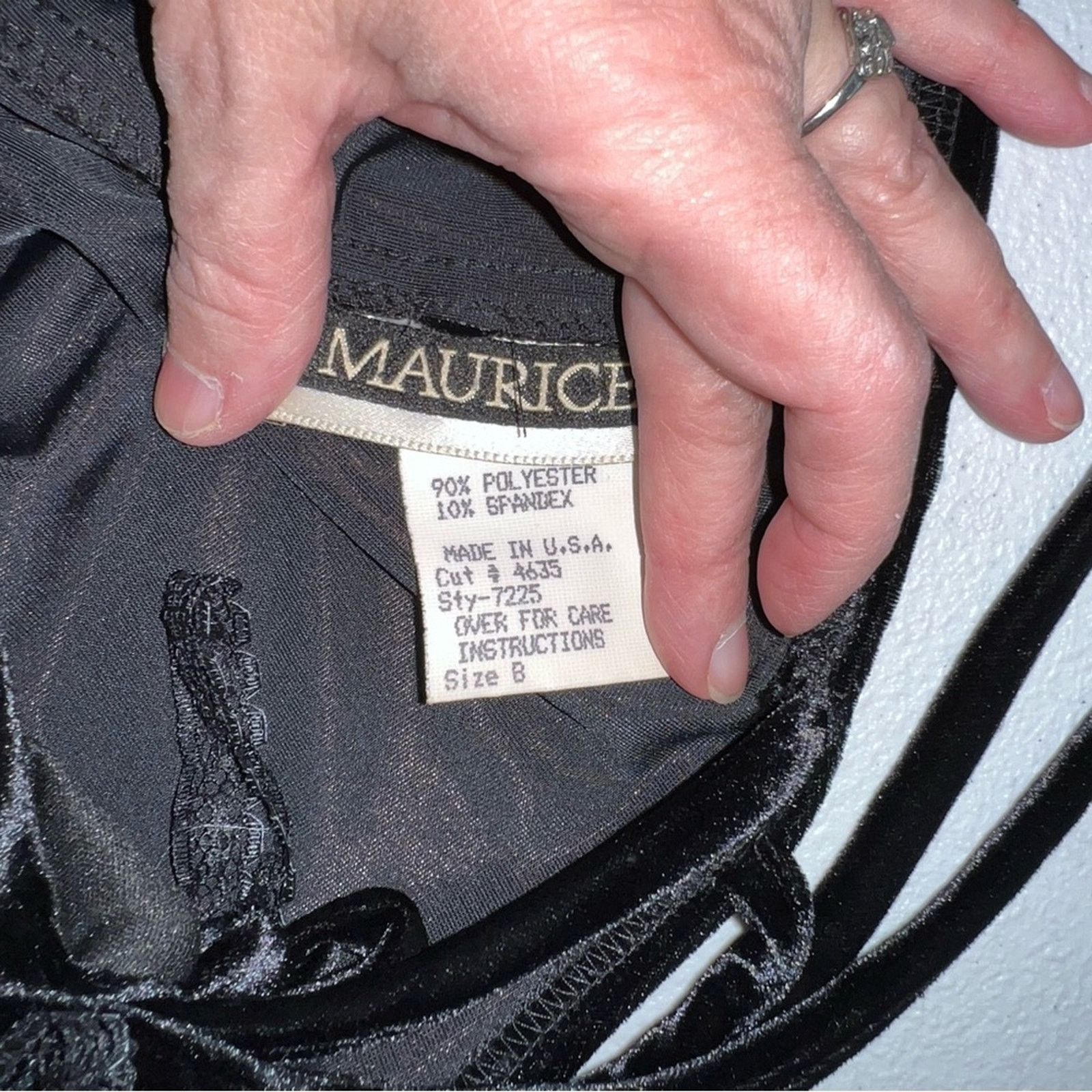 Vintage Gorgeous Vintage 90s Maurice’s Black Velvet Prom Gown! Size M / US 6-8 / IT 42-44 - 6 Thumbnail