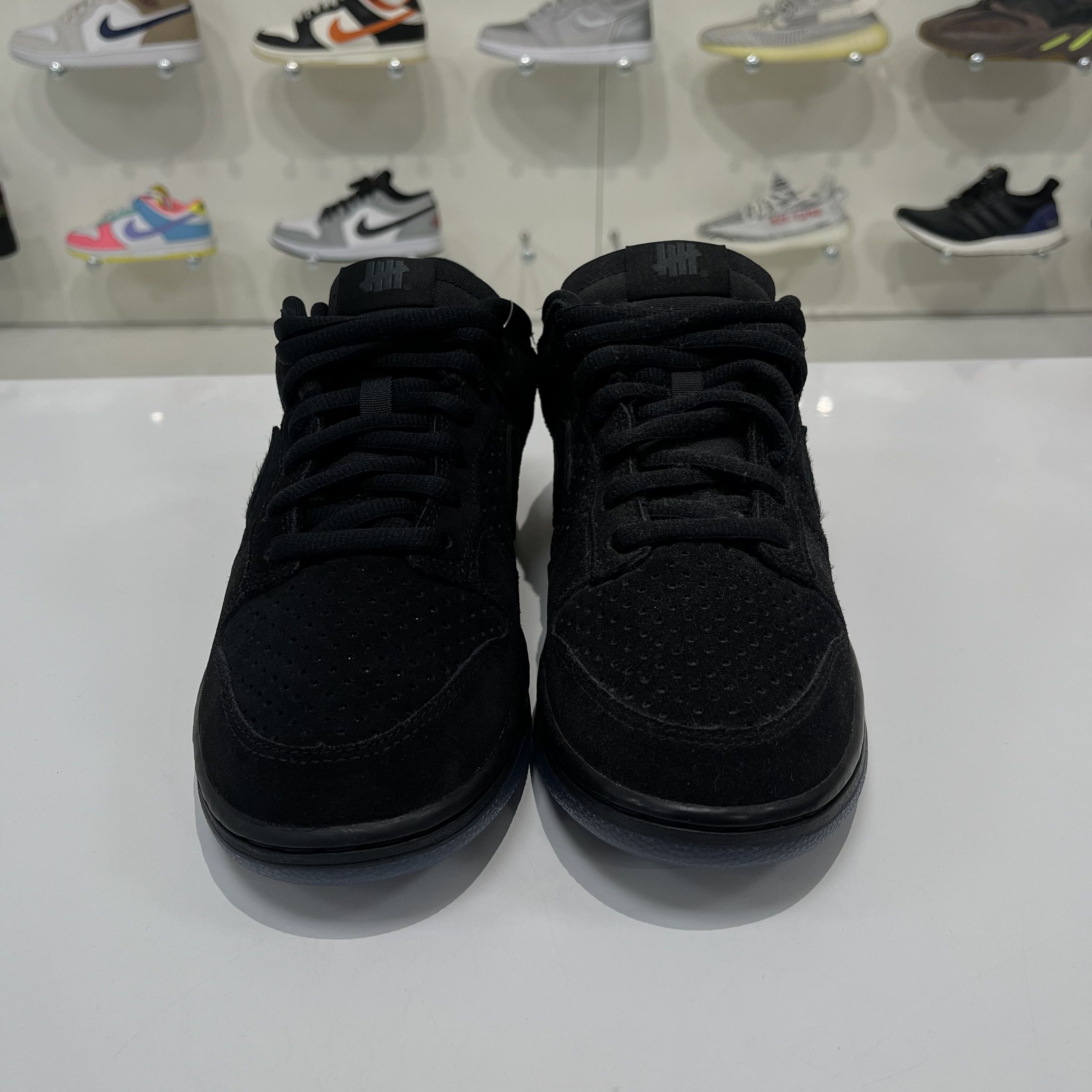 Nike Nike Dunk Low SP Undefeated 5 On It Black Size US 9 / EU 42 - 5 Thumbnail