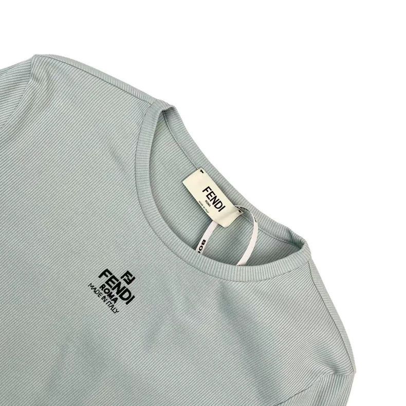 Fendi Fendi 23ss letter logo round neck short sleeves Size US M / EU 48-50 / 2 - 3 Thumbnail