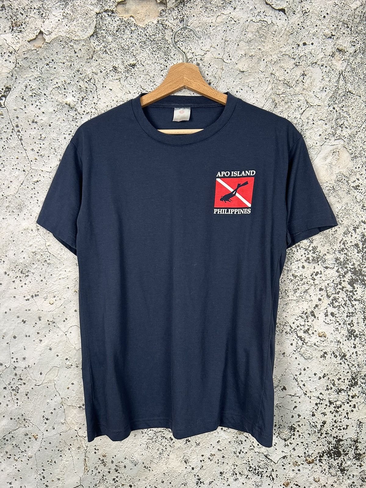 Vintage Vintage Apo Island Graphic Tee Philippines Octopus Size US S / EU 44-46 / 1 - 3 Thumbnail