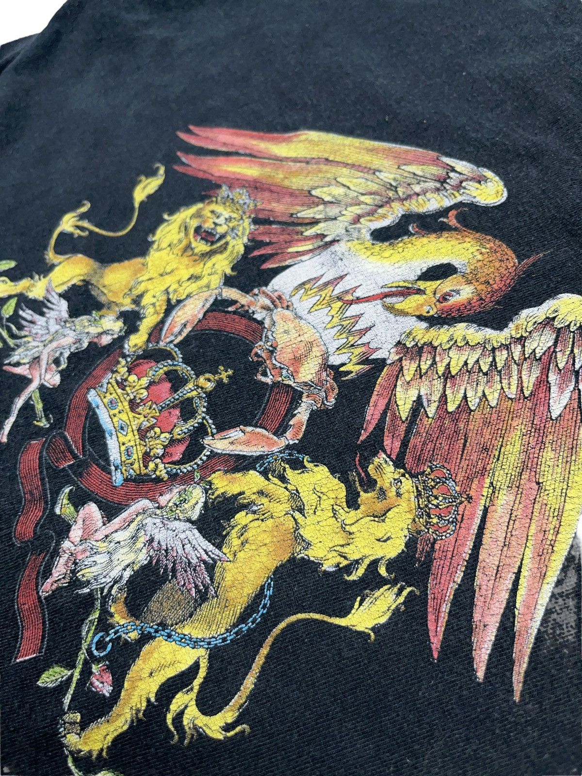 Band Tees × Vintage Vintage 2003 Queen Sun Faded T-shirt Size US L / EU 52-54 / 3 - 5 Thumbnail