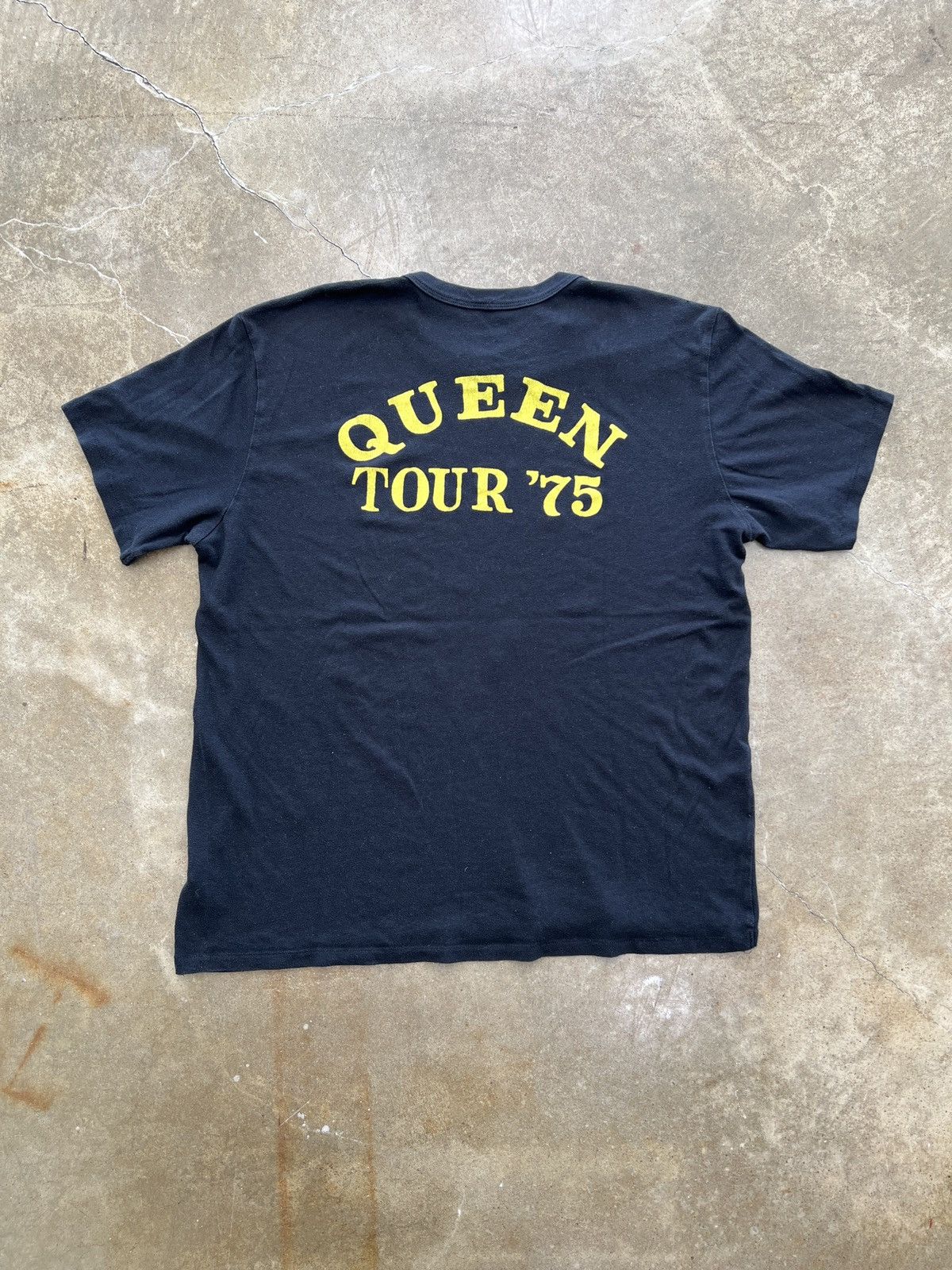 Band Tees × Lucky Brand × Vintage Lucky Brand Queen Bohemian Rhapsody 1975 Tour Tee XXL Size US XXL / EU 58 / 5 - 5 Thumbnail