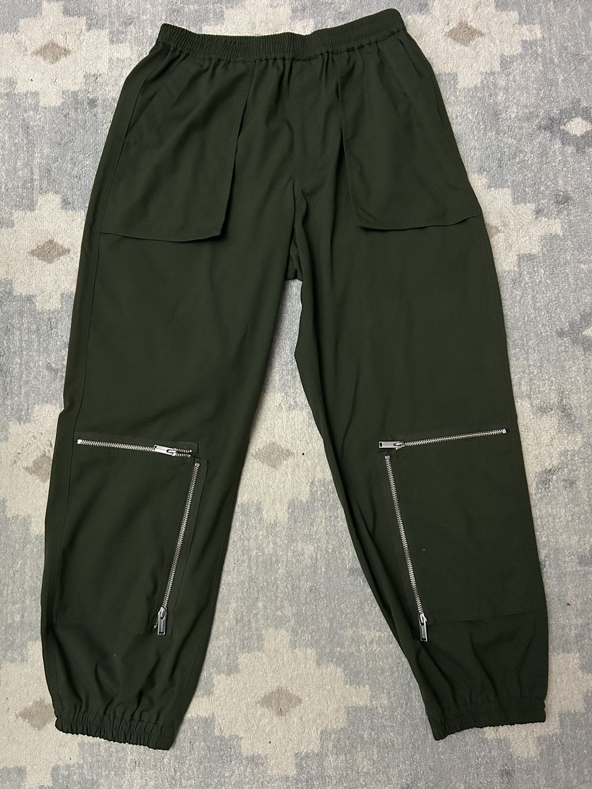 GU × Undercover GU x Undercover Multi Pocket Joggers Size US 28 / EU 44 - 1 Thumbnail