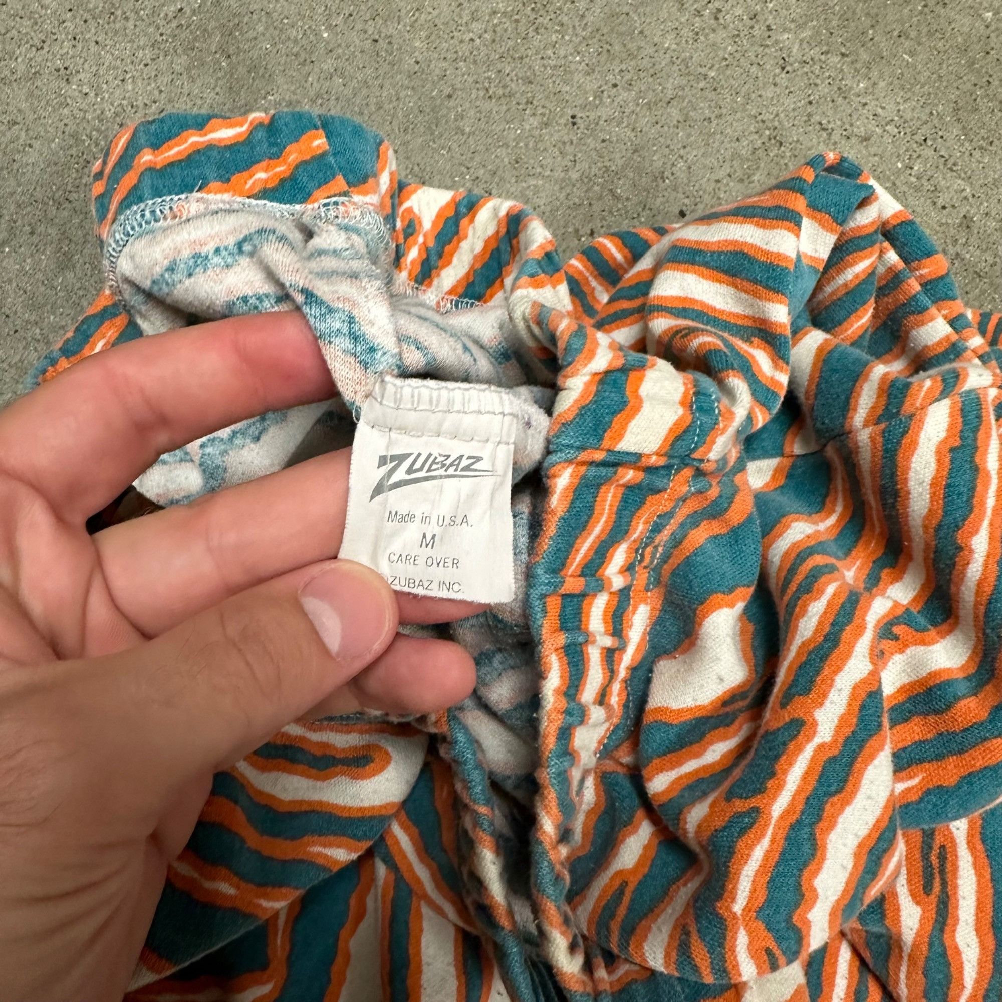 Vintage × Zubaz Vintage 90s Zubaz Chetah Print Miami Dolphins NFL Sweatpants Size US 34 / EU 50 - 4 Thumbnail