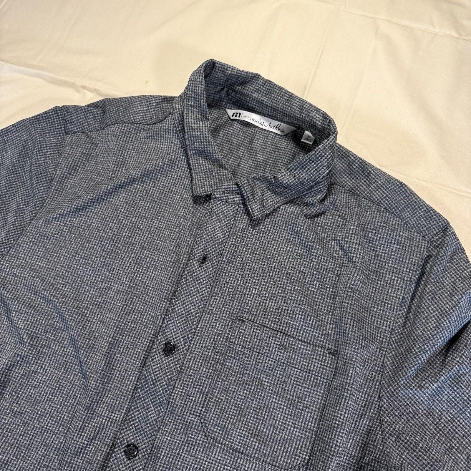 TravisMathew Travis Mathew Mens XL Gray Long Sleeve Golf Stretch Size US XL / EU 56 / 4 - 1 Thumbnail