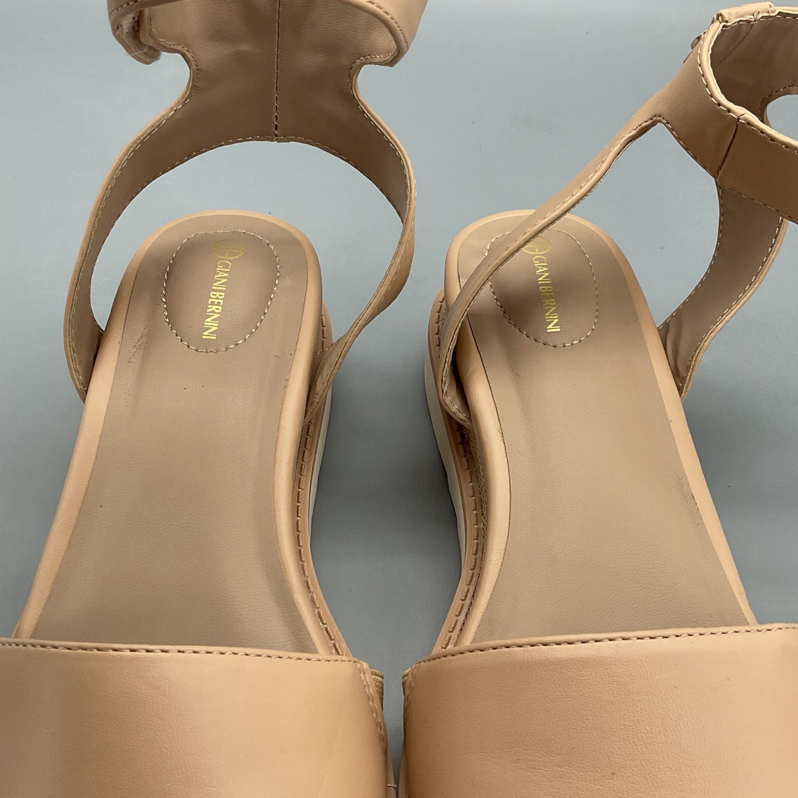 Giani Bernini Giani Bernini Womens Constancia Wedge Sandals Beige Size 8.5 Size US 8.5 / IT 38.5 - 6 Thumbnail