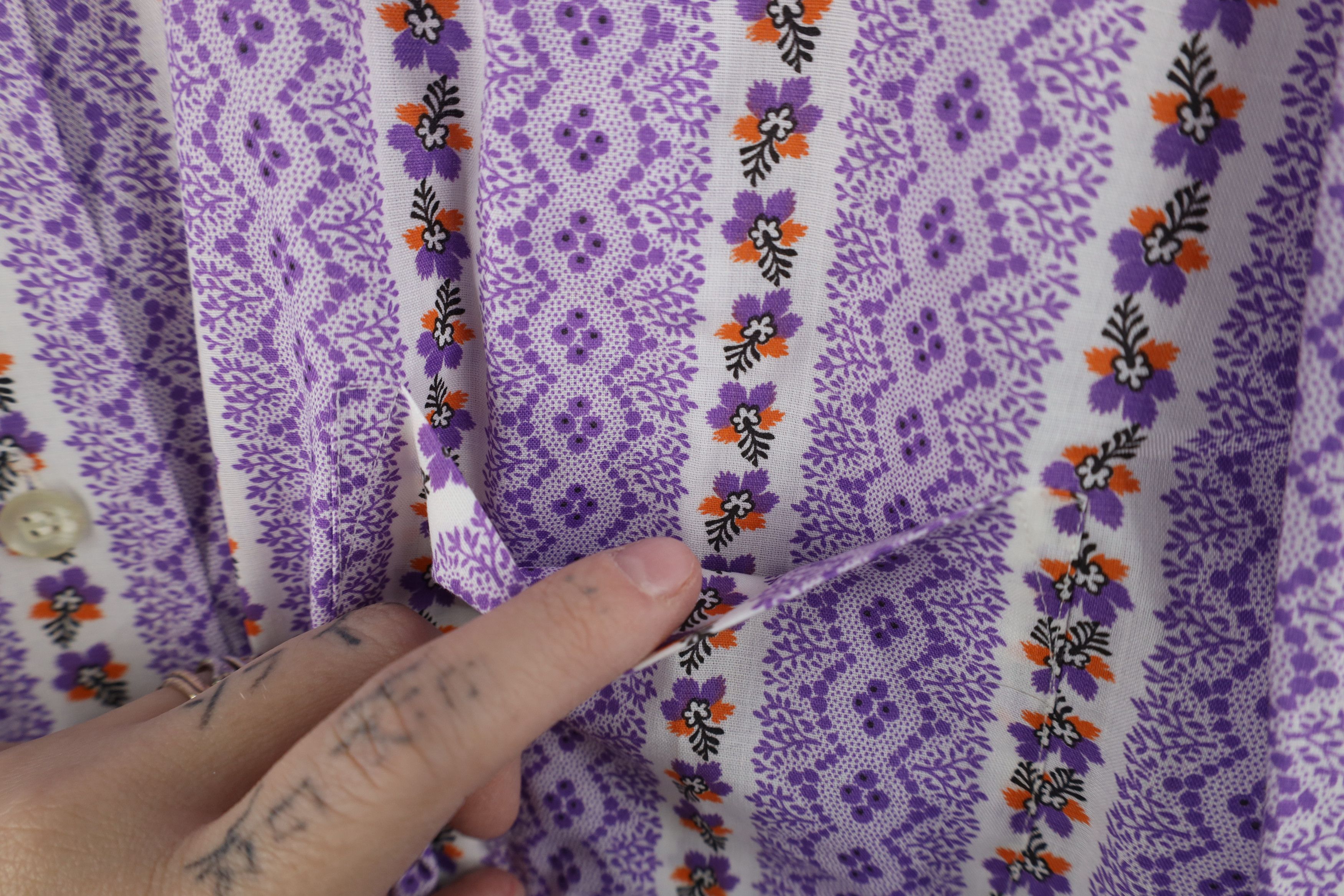 Vintage Vintage 60s 70s Macys Flower Disco Collared Button Shirt Size US L / EU 52-54 / 3 - 5 Thumbnail