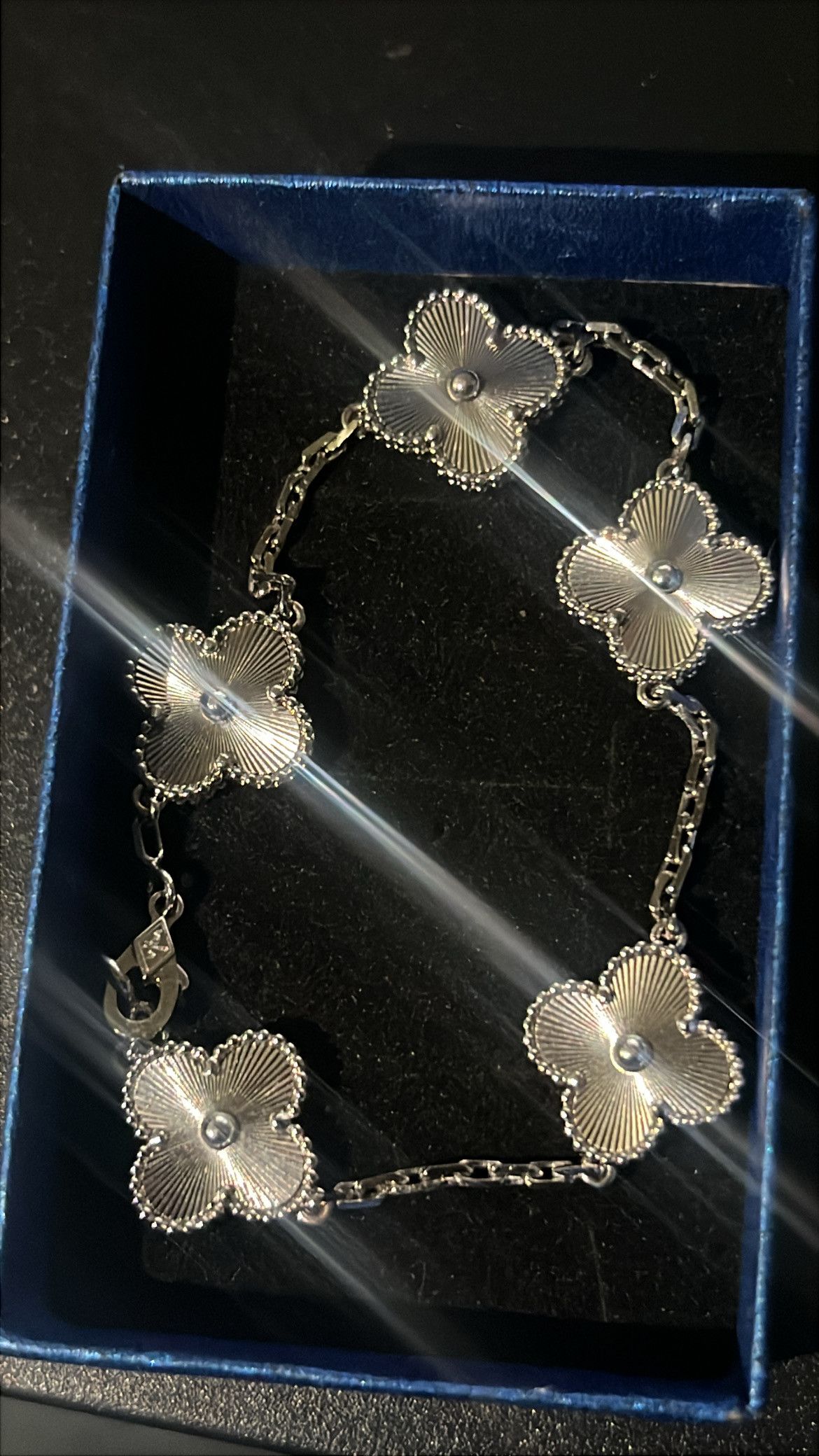 Van Cleef & Arpels Vintage Alhambra bracelet, 5 motifs Size ONE SIZE - 2 Thumbnail