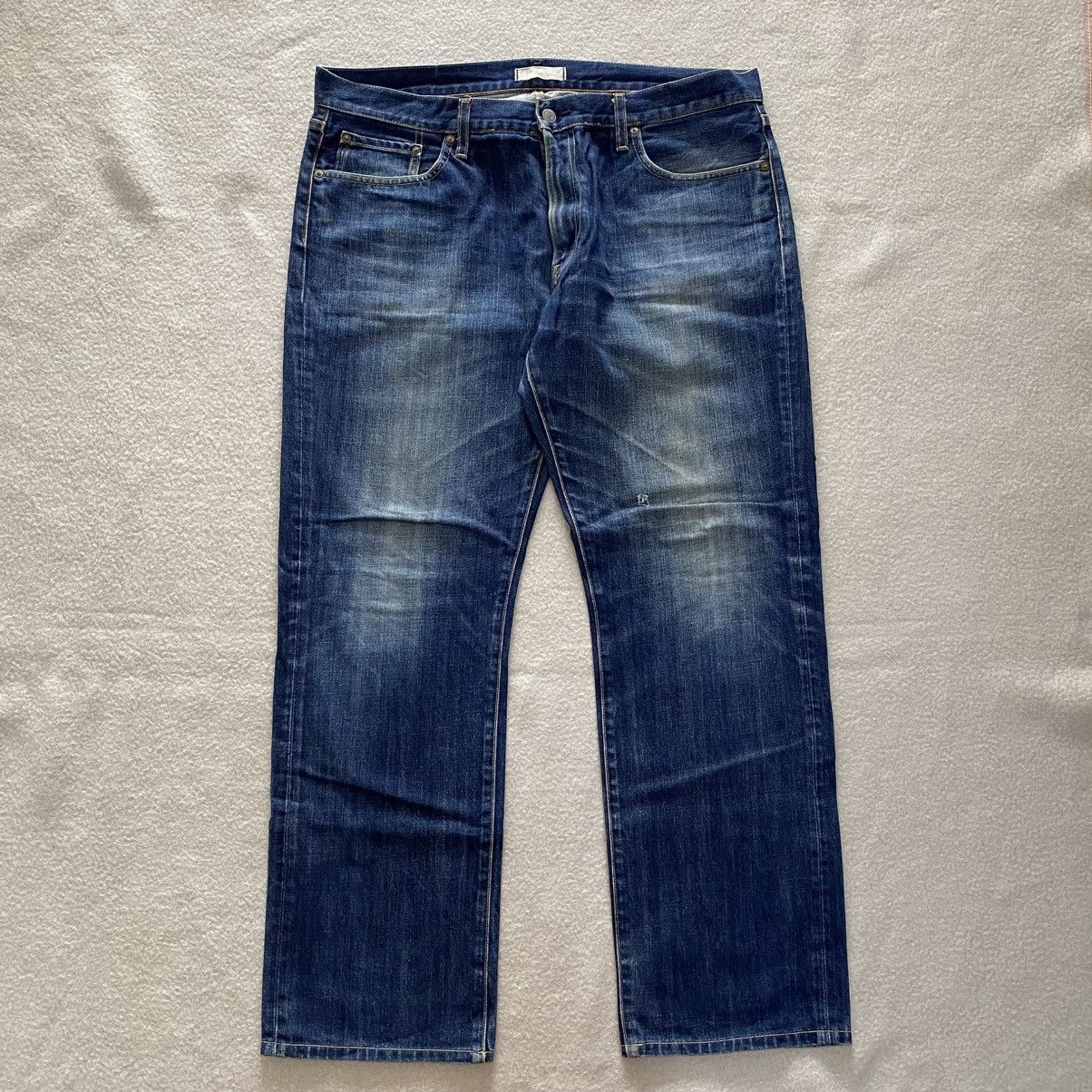 Uniqlo Distressed Denim w38