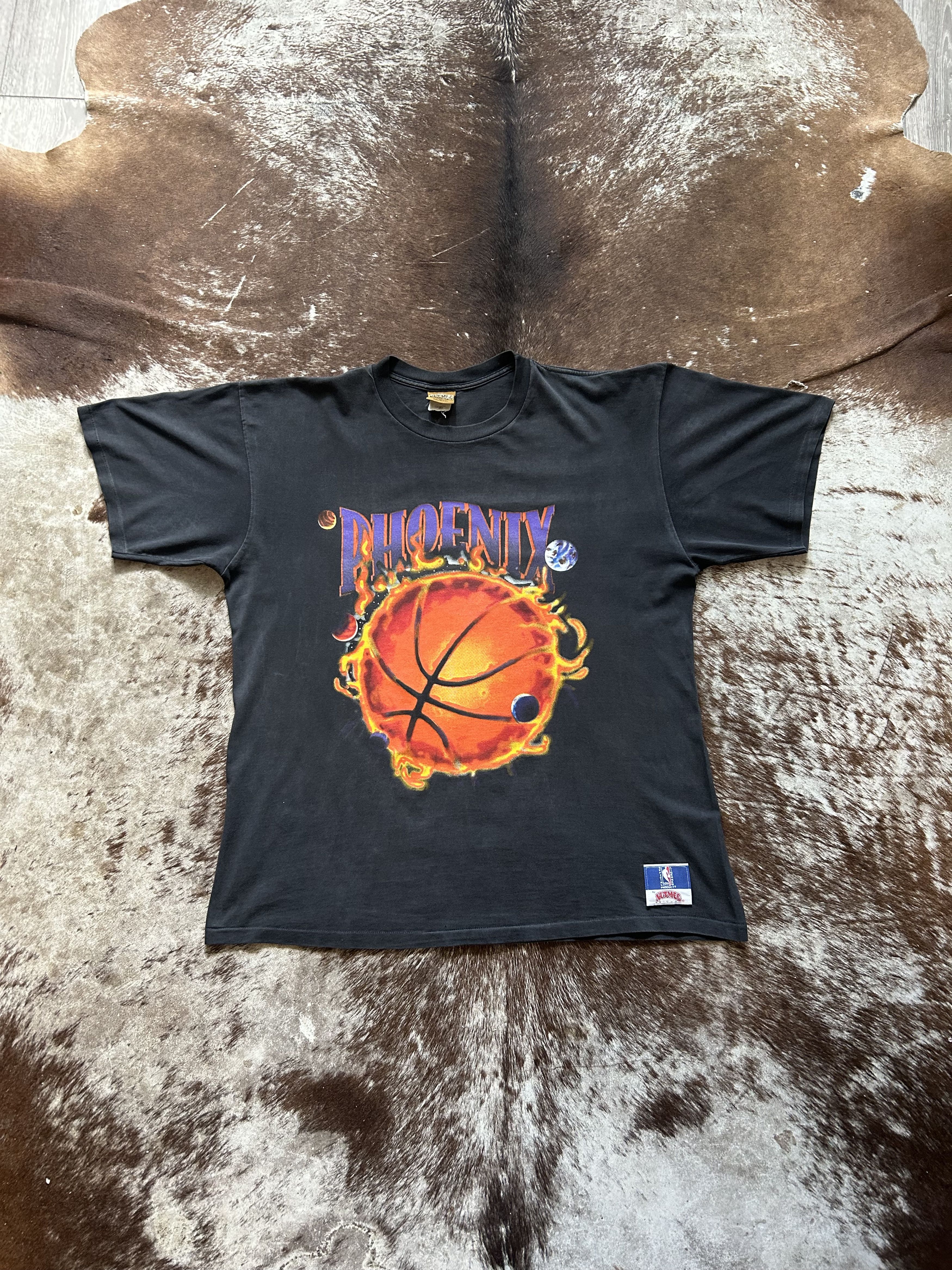 Nutmeg Vintage Nutmeg Phoenix Suns Planets single stitch T-Shirt Size US XL / EU 56 / 4 - 1 Thumbnail