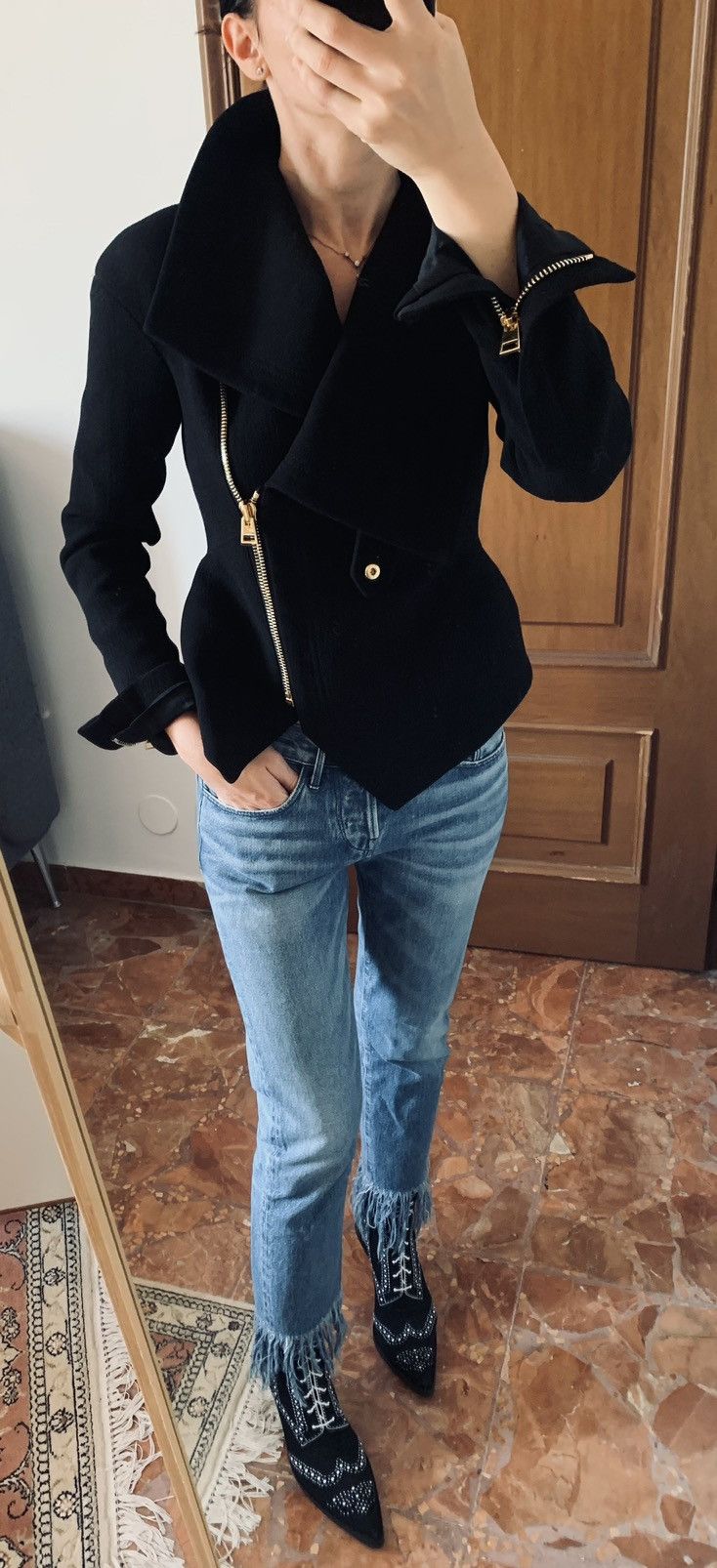 Tom Ford Tom Ford Black Wool Cropped Blazer XS/S – Gold Hardware Size S / US 4 / IT 40 - 1 Thumbnail
