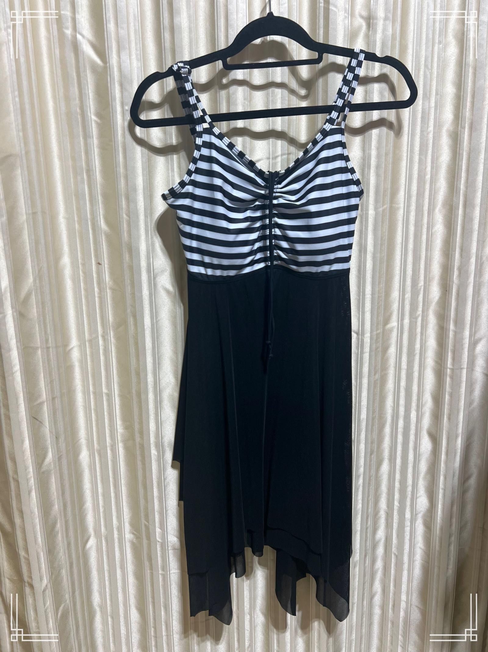 Designer Kate Kasin Women's Black and White Striped Chiffon Dress Size M / US 6-8 / IT 42-44 - 1 Thumbnail