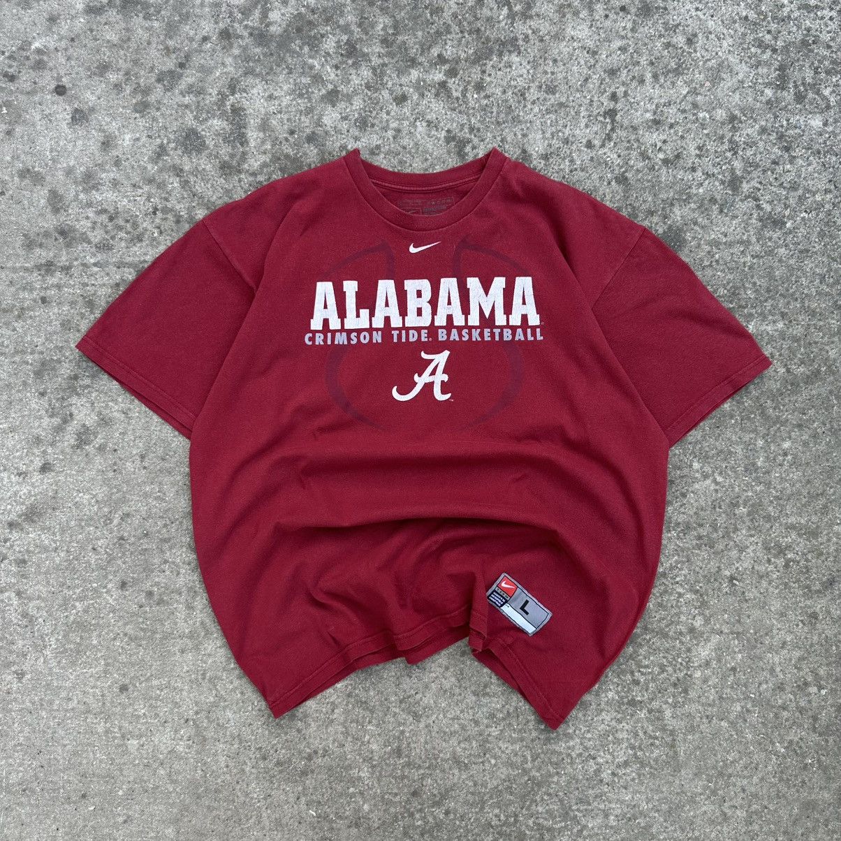 Y/Project Vintage Nike Alabama T-shirt Crimson Tide Basketball Y2K 00s Size US L / EU 52-54 / 3 - 1 Thumbnail