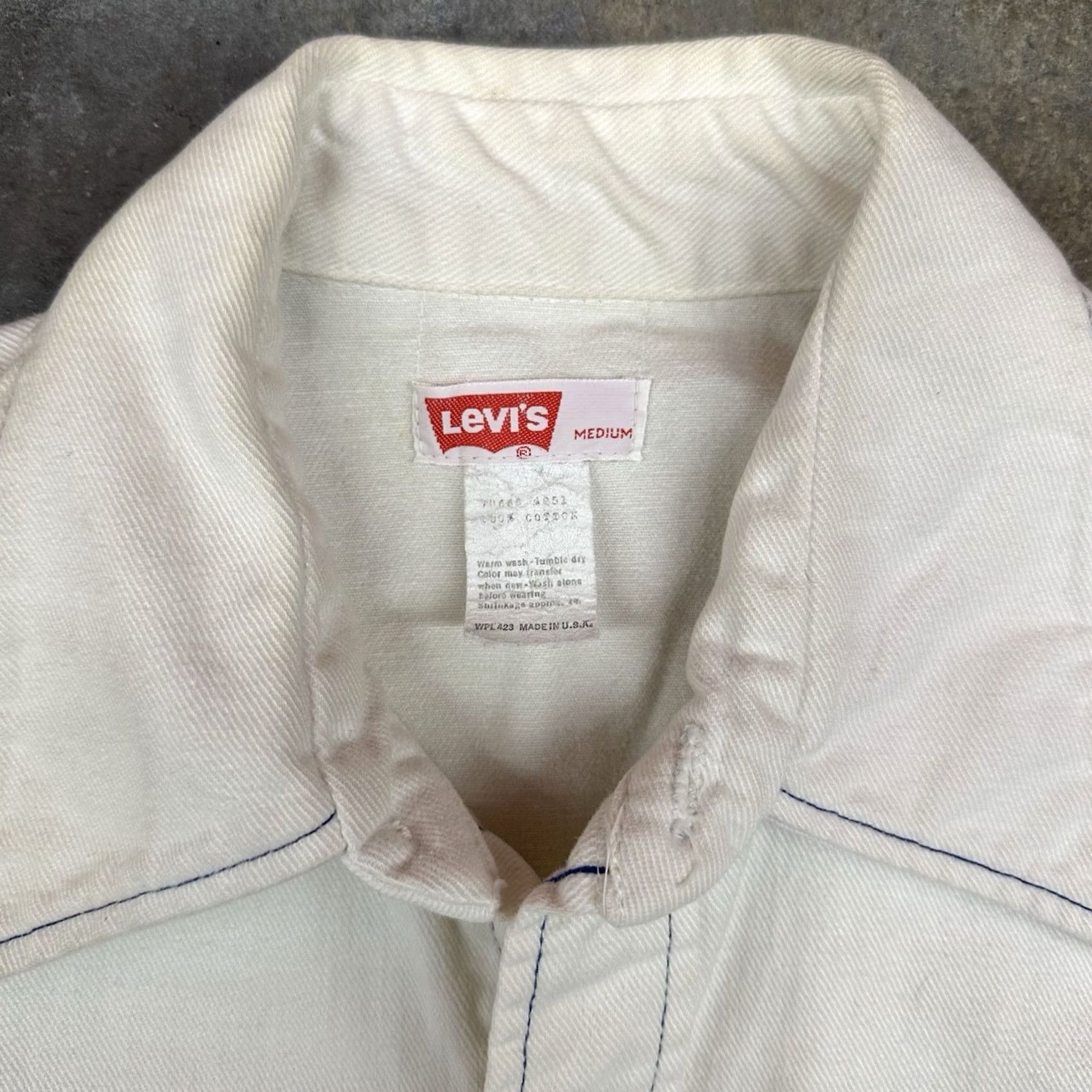 Denime VINTAGE Levi’s White Denim Western Button Up Shirt M USA Big E 70s 80s Rockabilly Long Sleeve Casual Mens Size US M / EU 48-50 / 2 - 2 Thumbnail