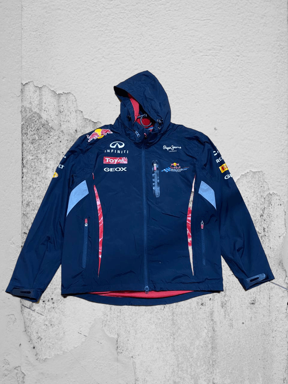 Red Bull Red Bull Vintage Racing F1/NASCAR Big Logo Y2K Jacket Size US S / EU 44-46 / 1 - 1 Thumbnail