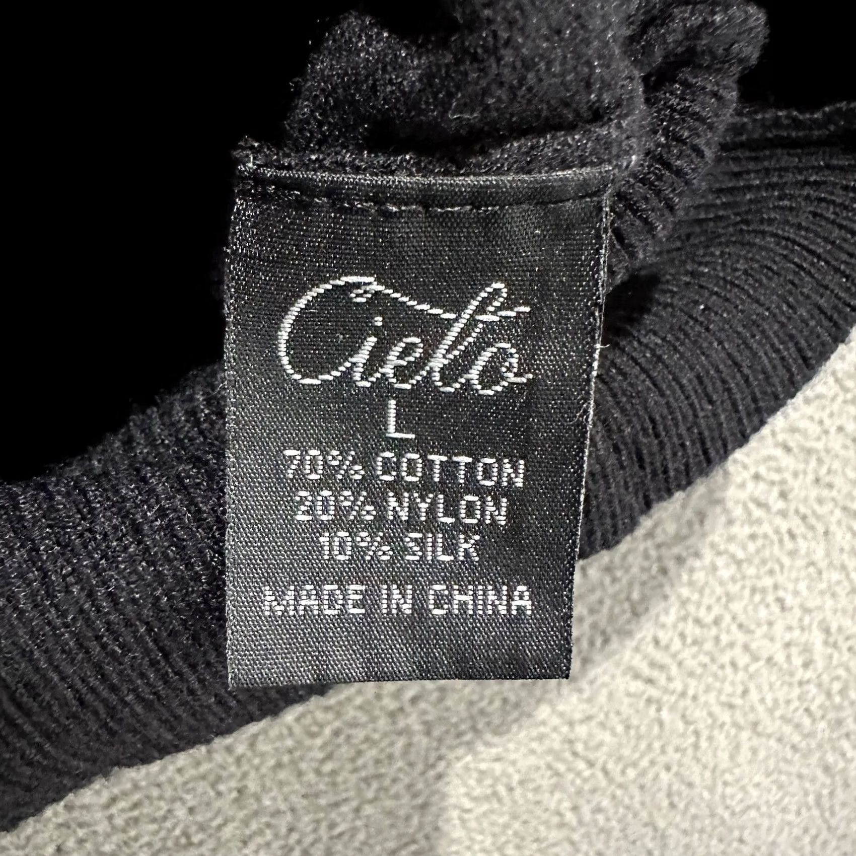 Vintage Cielo Sweater Womens Large Black Button Front V-Neck Silk Blend Cardigan Size L / US 10 / IT 46 - 4 Thumbnail