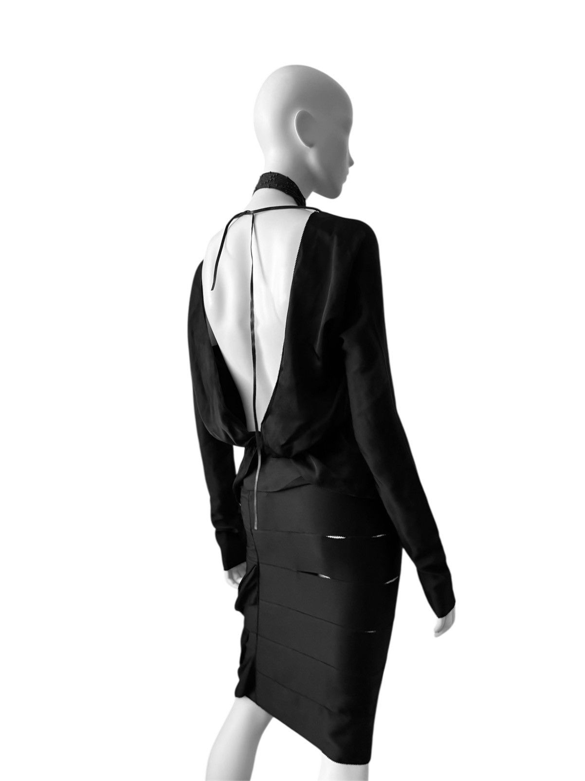 Gucci F/W 2002 Runway Tom Ford for Gucci – Full Look 26 Size S / US 4 / IT 40 - 8 Thumbnail