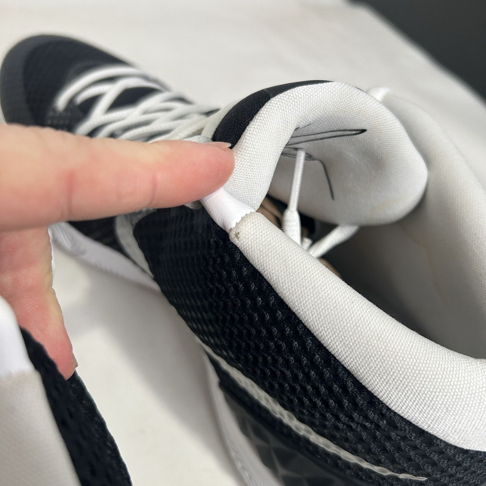 Nike Nike Kyrie Irving 1 Nike ID By You “Black White Silver” Size US 15 / EU 48 - 8 Thumbnail
