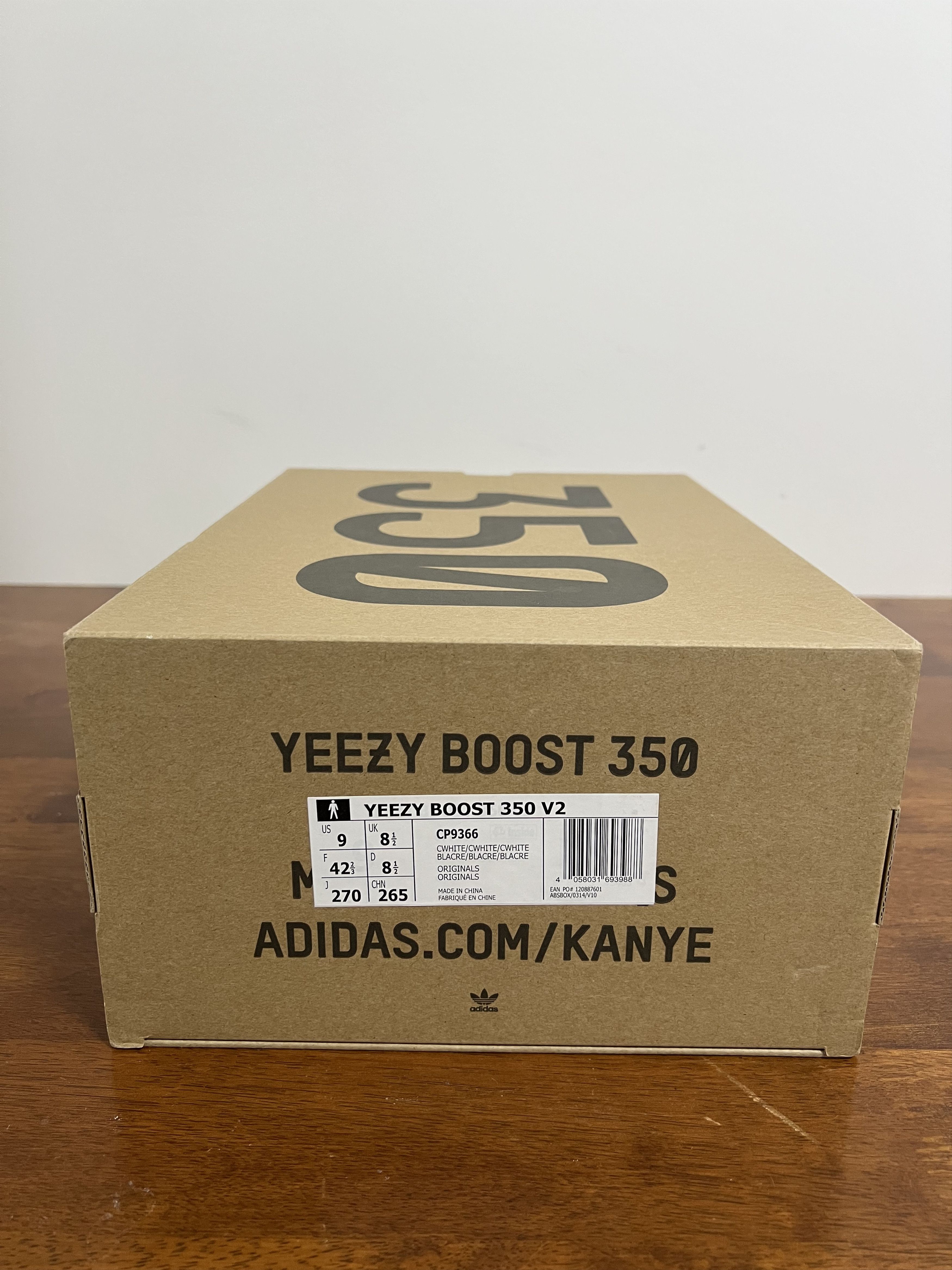 Adidas 💚 Adidas Yeezy Boost 350 V2 Cream US 9 NEW Size US 9 / EU 42 - 12 Thumbnail