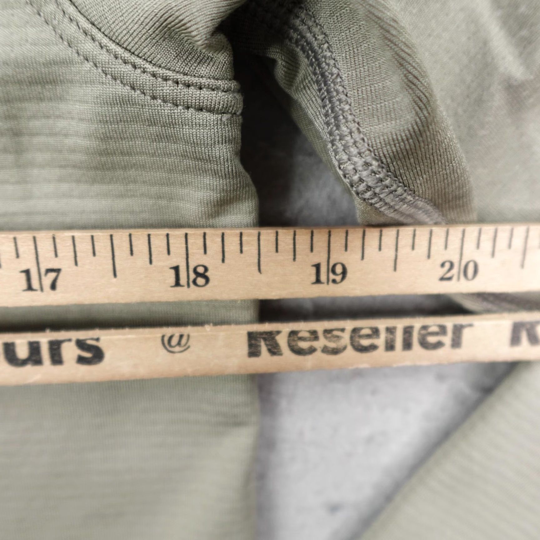 Lululemon Lululemon Shirt Womens 8 Gull Grey Swiftly Tech Half Zip Performance Gym Size M / US 6-8 / IT 42-44 - 5 Thumbnail