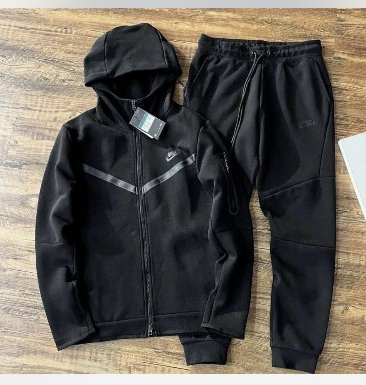 Nike Nike Tech Fleece Sweatsuit, Tracksuit, Set Size US XXL / EU 58 / 5 - 1 Preview